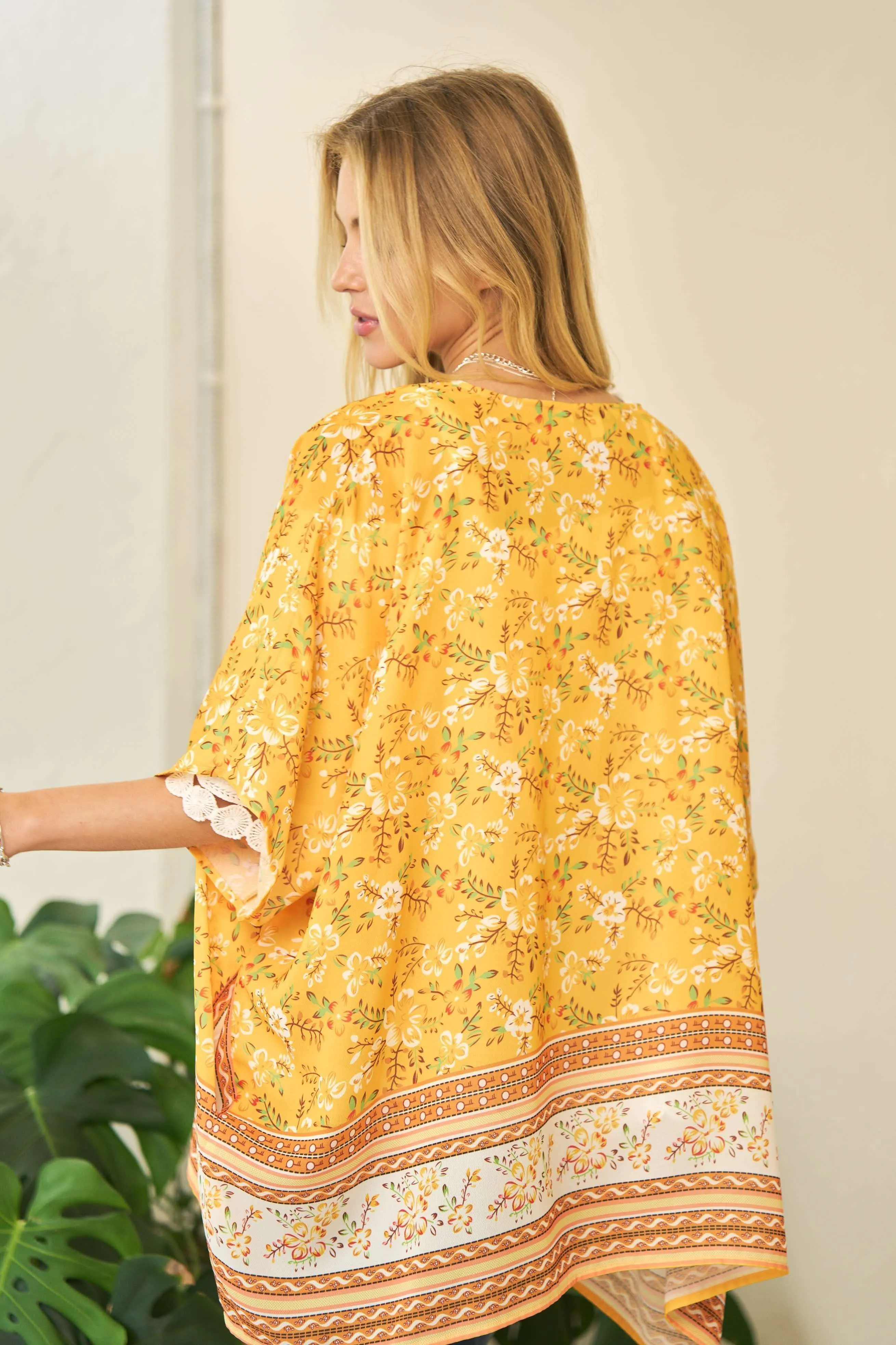 Davi & Dani Floral Printed Short Sleeve Loose Fit Kimono Cover Up - Image 7
