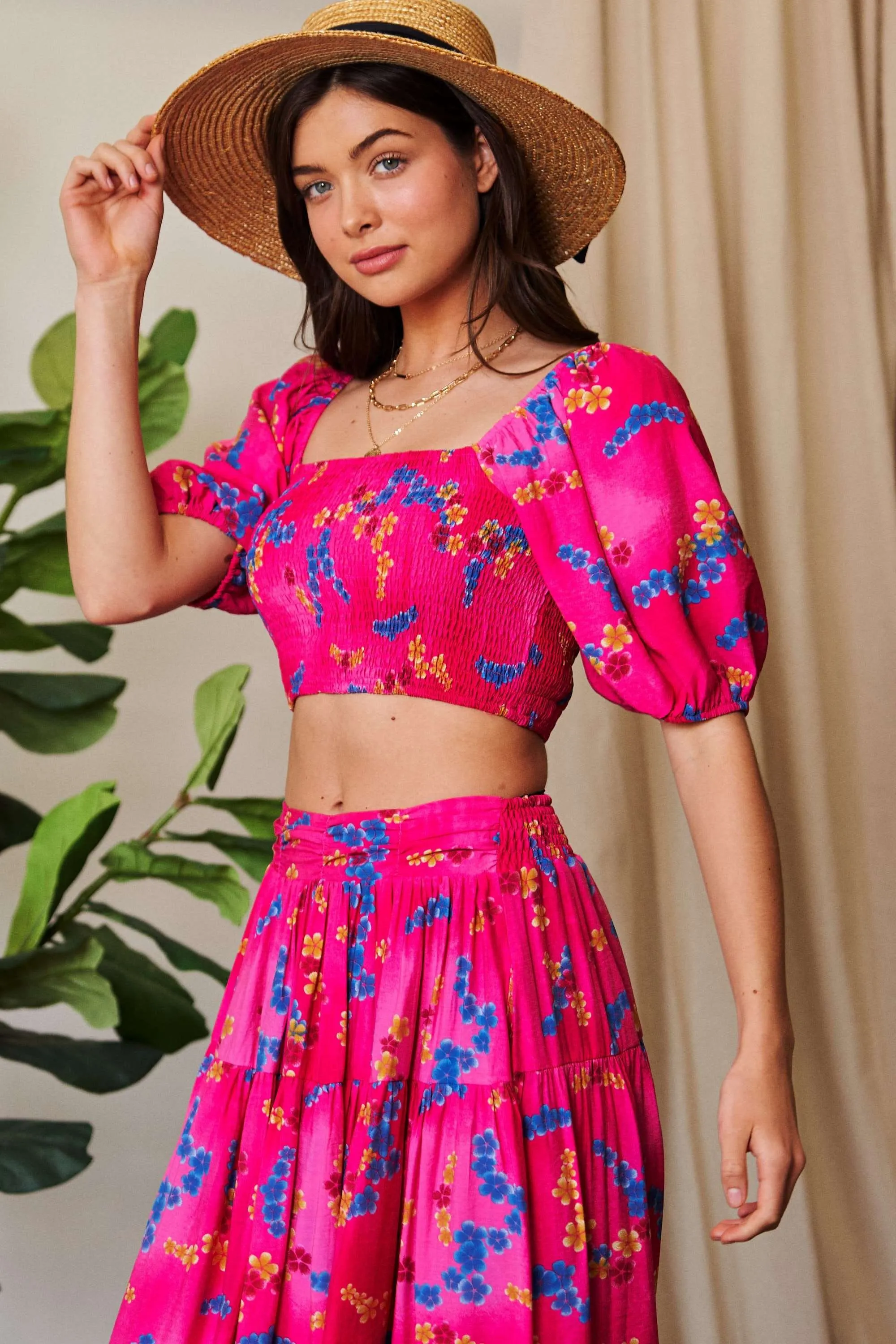 Davi & Dani Smocing Bodice Puff Short Sleeve Printed Crop Top - Image 2