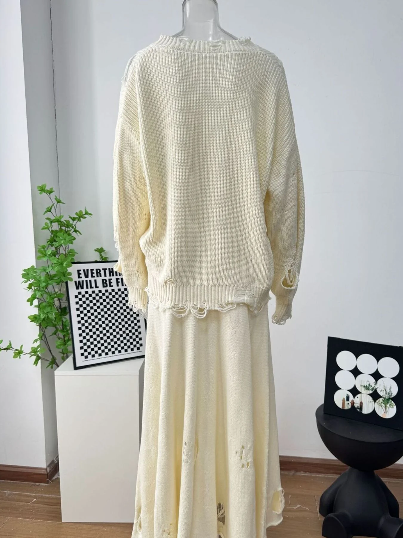 Distressed Long Sleeve Sweater and Skirt Set - Image 5