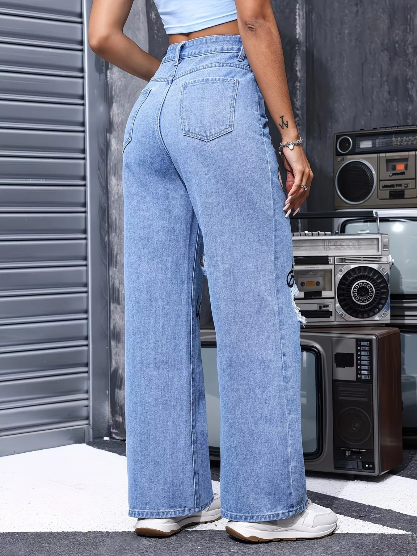 Distressed Printed Wide Leg Jeans - Image 5