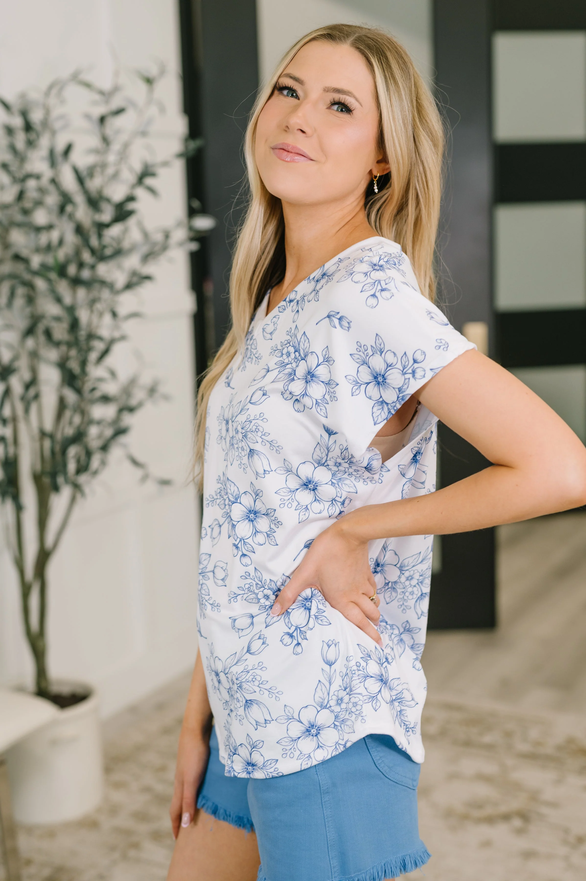 Down Right Delicate V-Neck Floral Top - Image 4