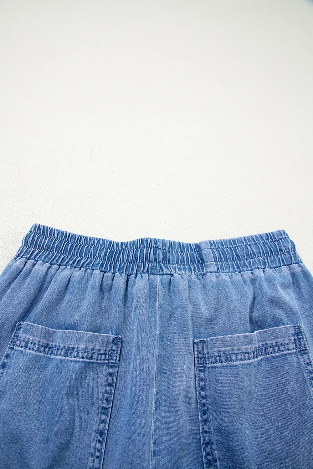 Drawstring Elastic Waist Pocketed Loose Jeans - Image 6