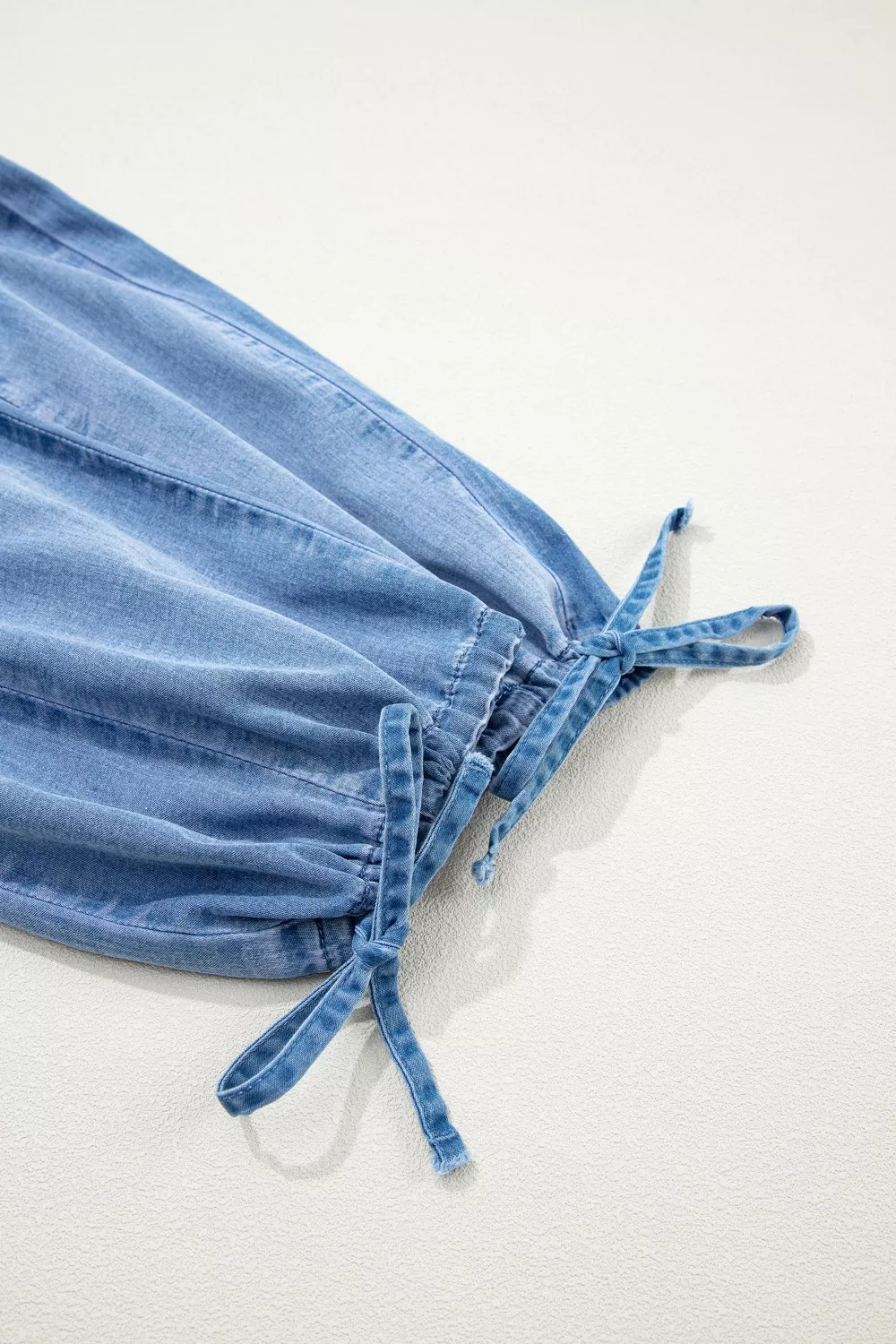 Drawstring Elastic Waist Pocketed Loose Jeans - Image 8