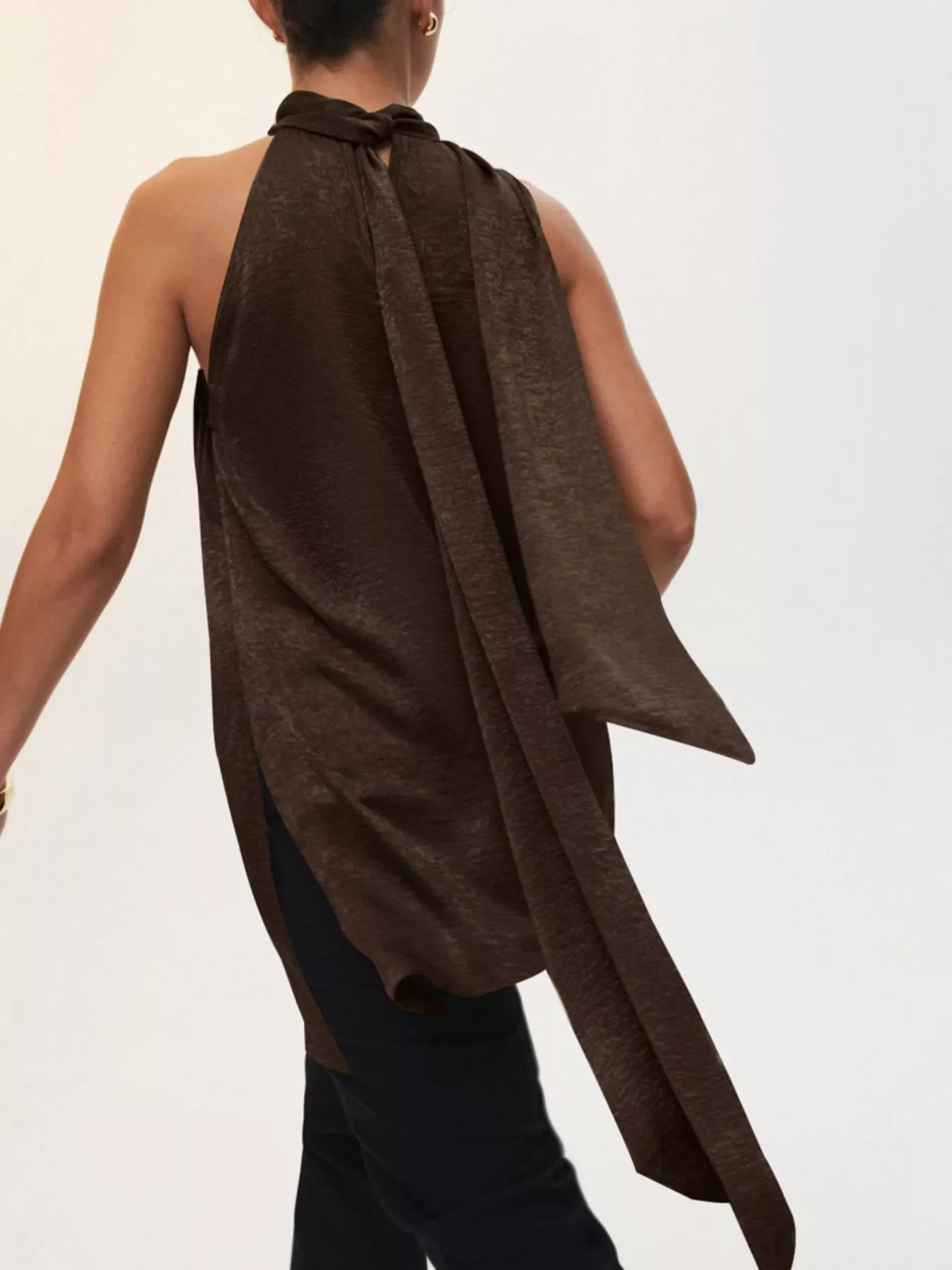 Elegant Halter Neck Asymmetrical Sleeveless Top - Image 2