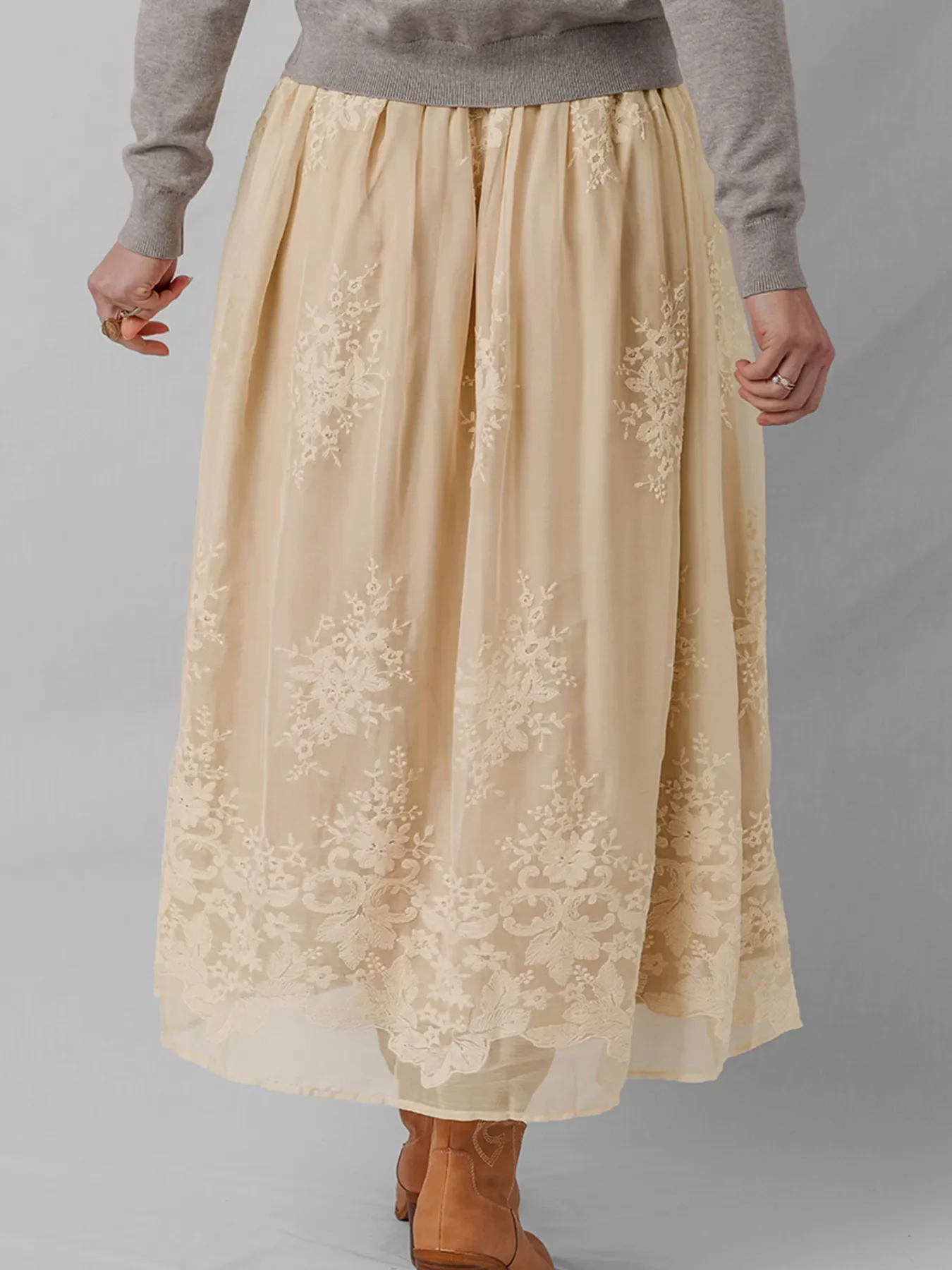 Embroidered Mesh Overlay Flowy Midi Skirt - Image 4
