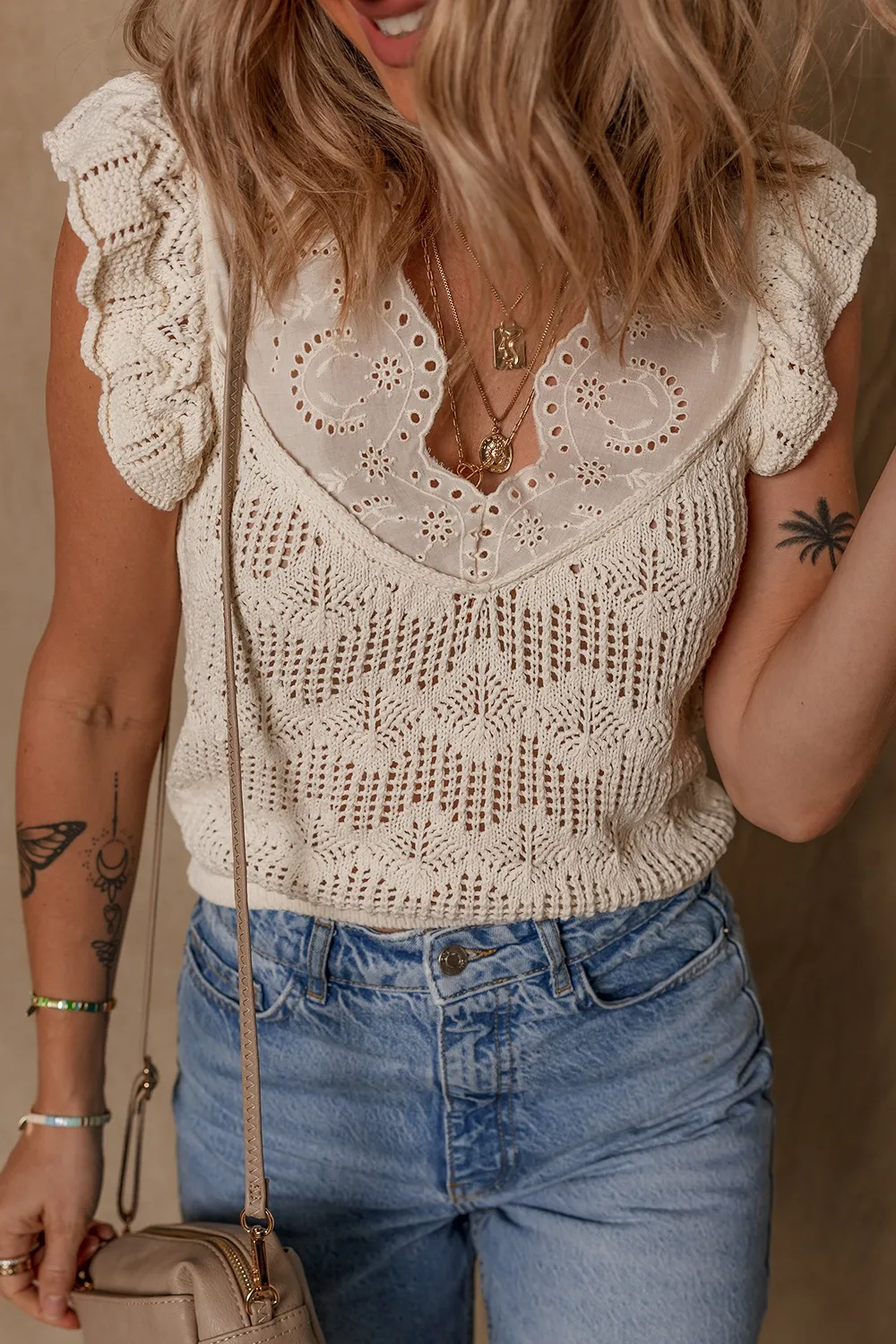 Embroidered Patchwork Hollow Out Knitted Ruffle Sweater Vest - Image 3