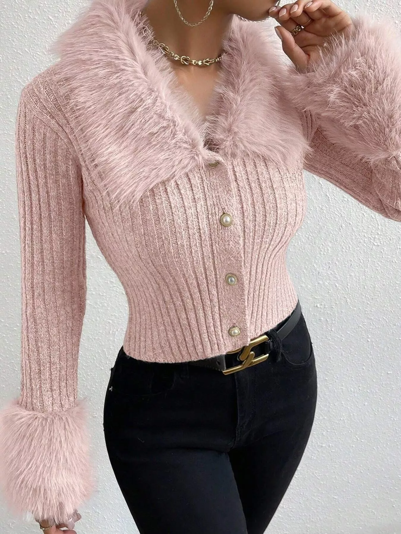 Faux Fur Trim Ribbed Knit Cropped Cardigan - Image 10