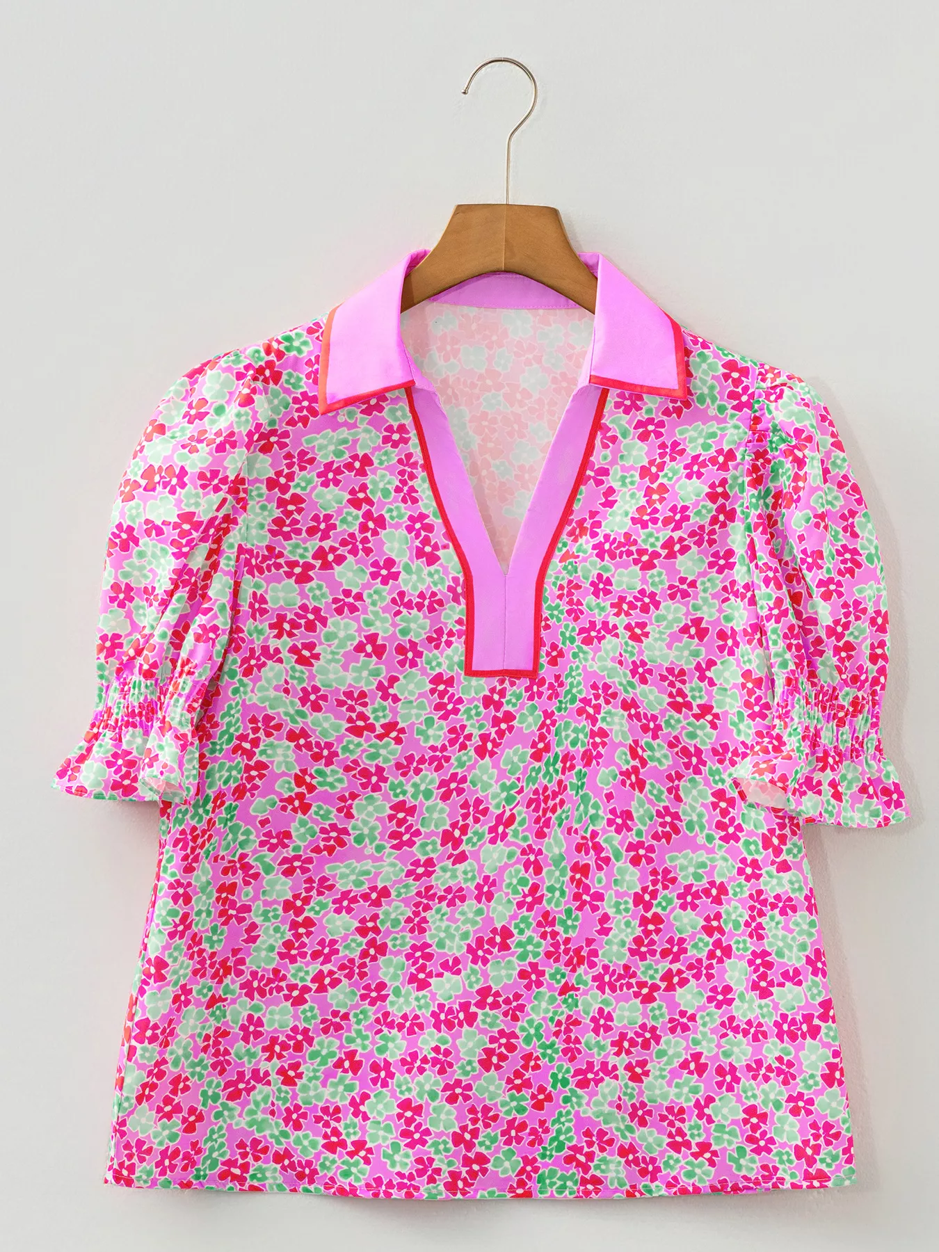 Floral Collared V Neck Short Puff Sleeve Blouse - Image 4
