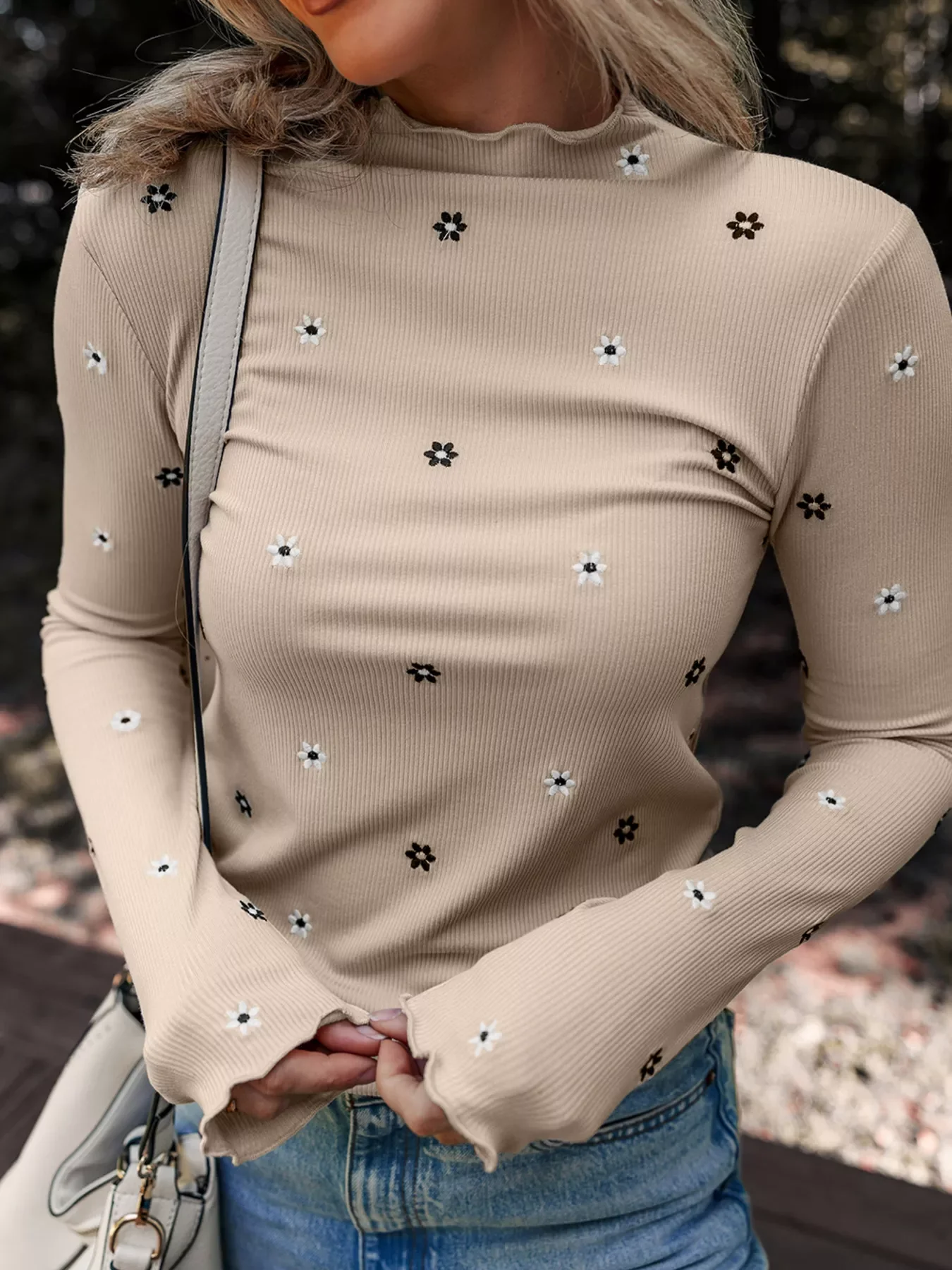 Floral Embroidered Detail Ribbed Long Sleeve Top - Image 4