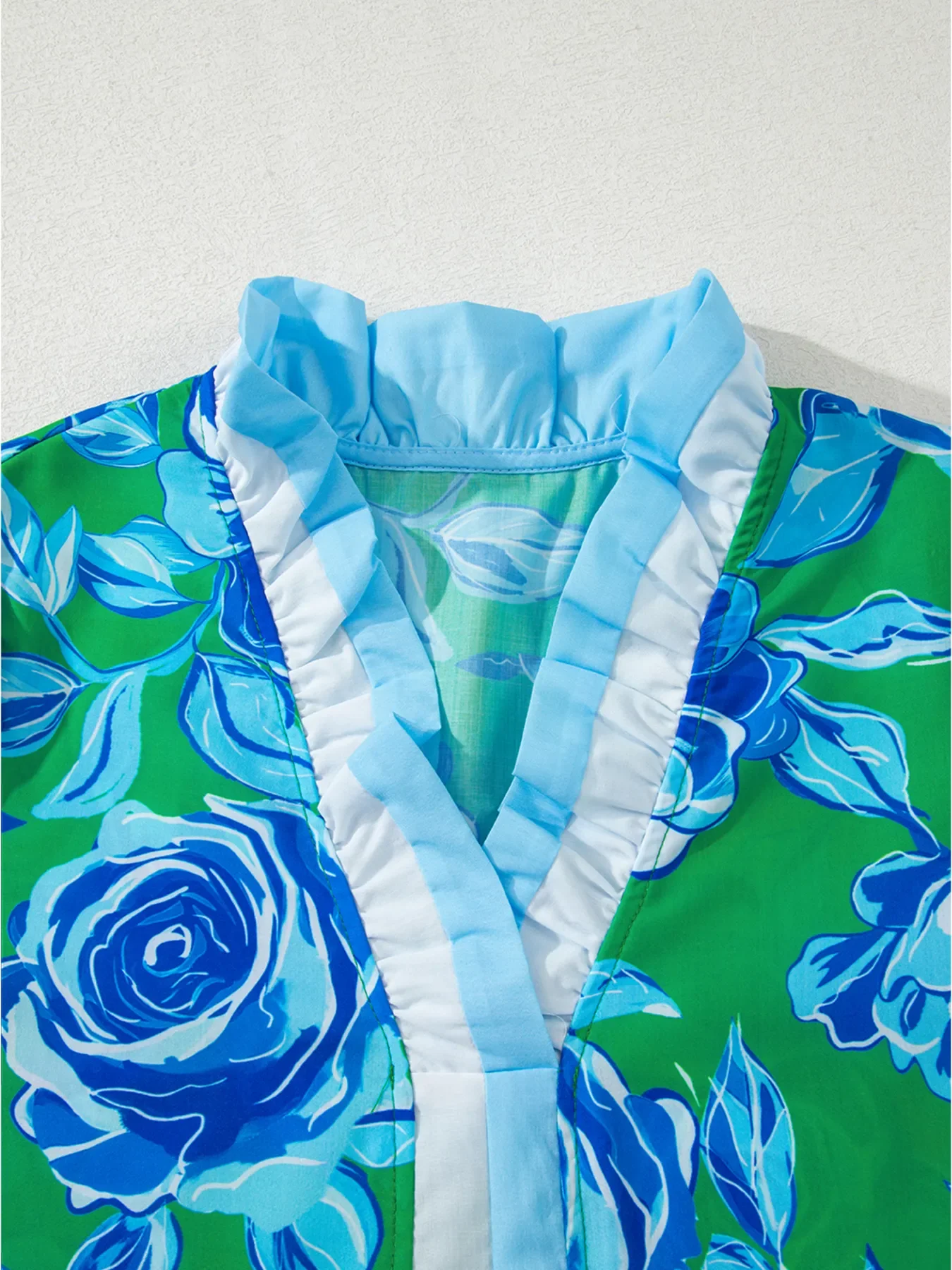 Floral Frilled V Neck Short Sleeve Blouse - Image 14