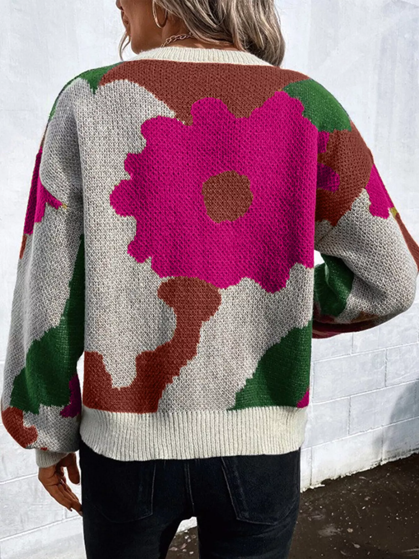Floral Pattern Round Neck Sweater - Image 17