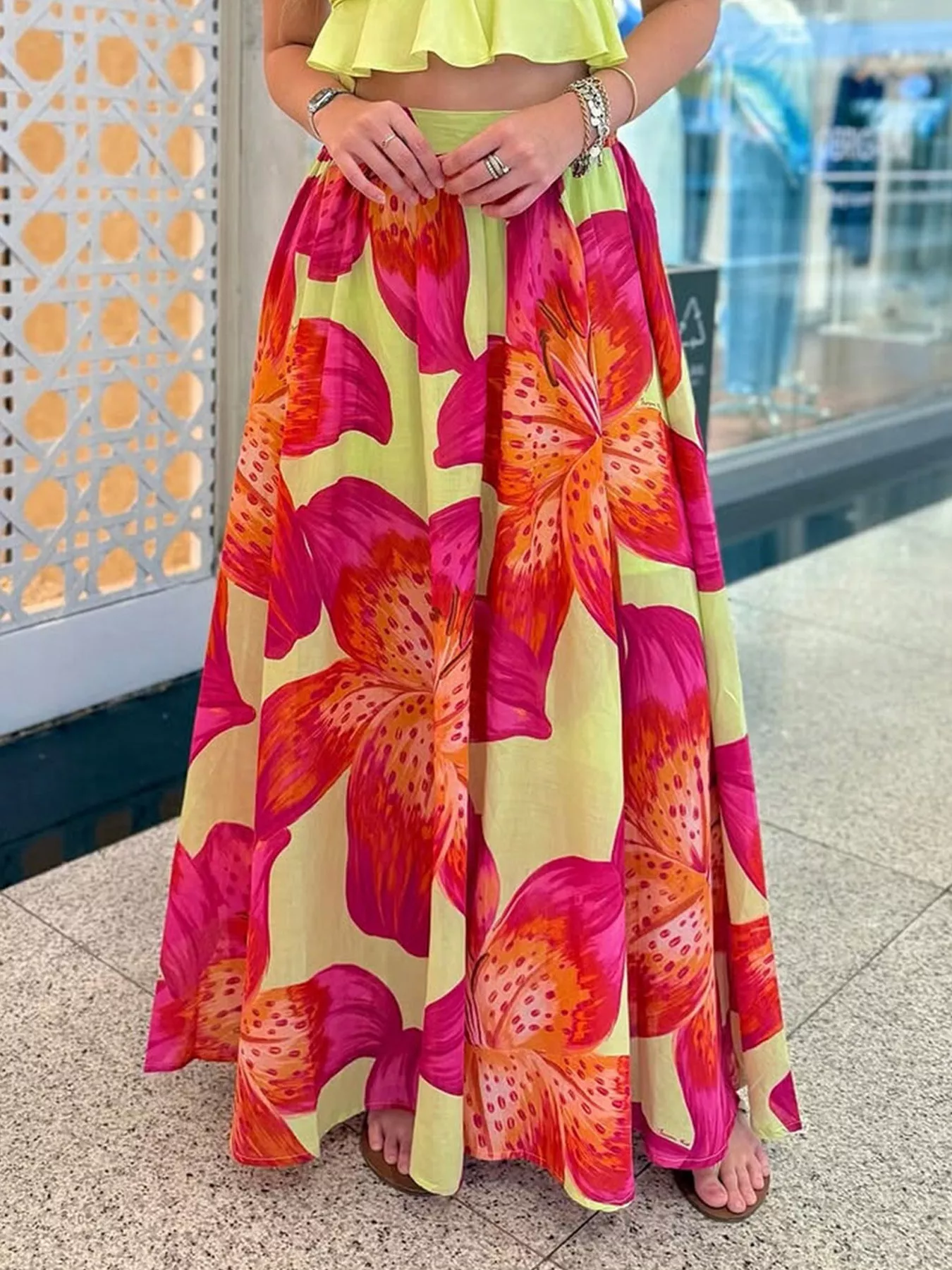 Floral Print Flowy Maxi Skirt - Image 2
