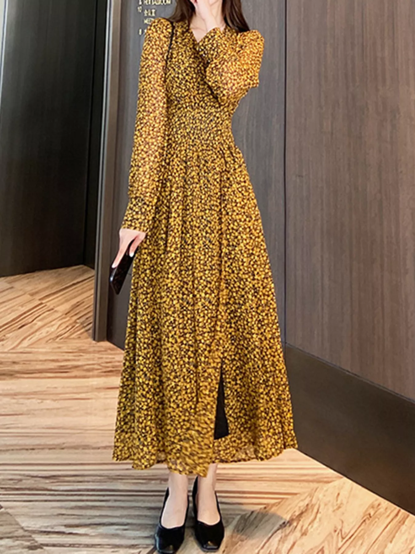 Floral Print Long Sleeve Dress - Image 4