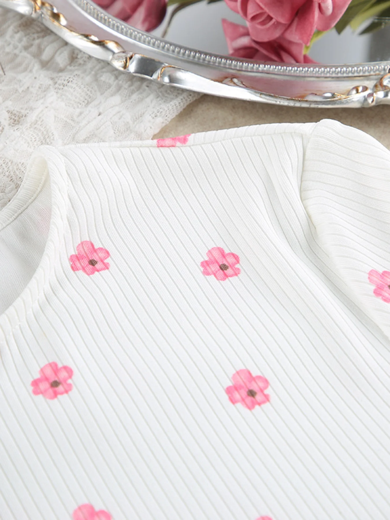 Floral Print Ribbed Knit Top and Shorts Lounge Set - Image 9