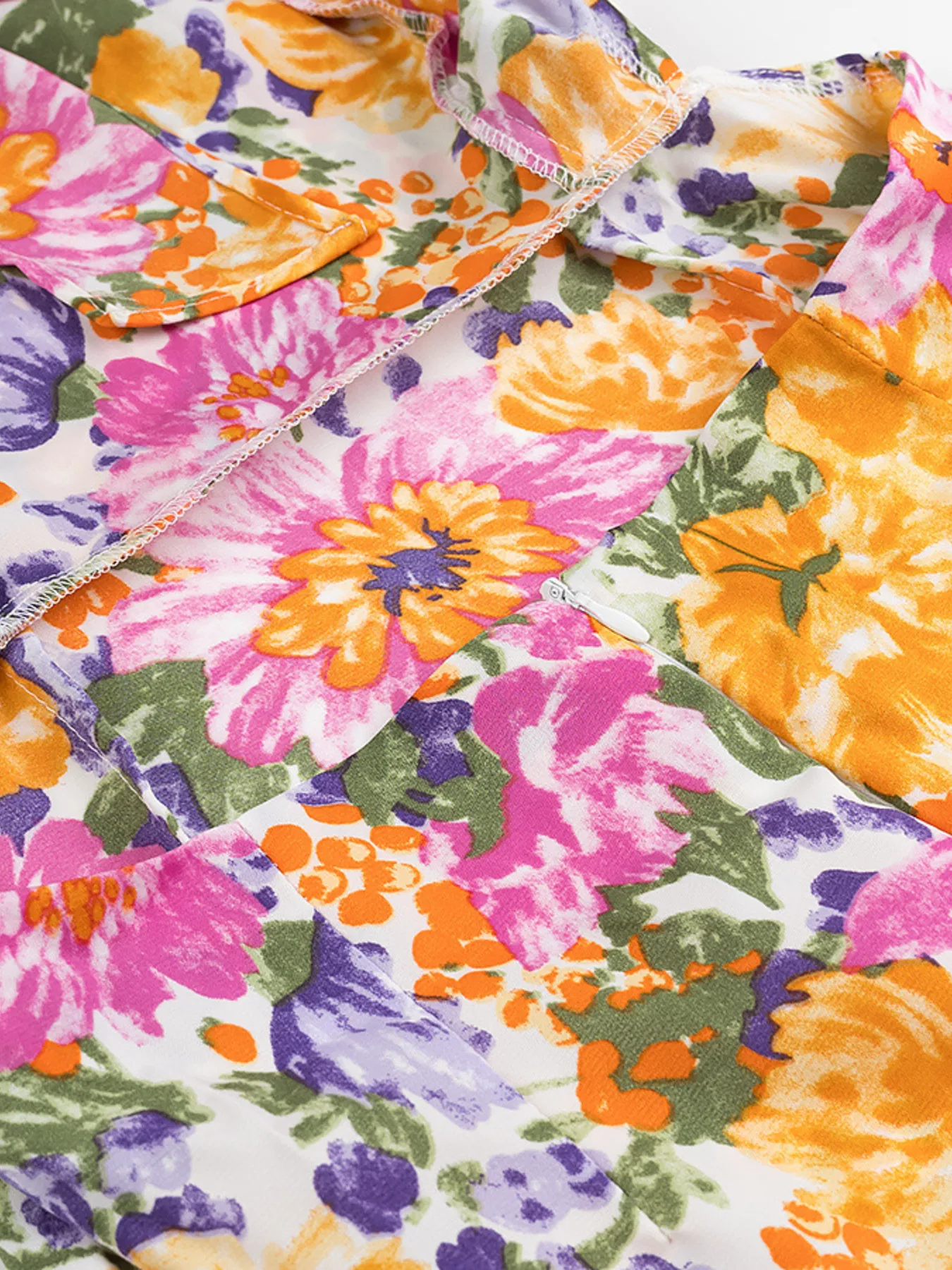 Floral Print Ruffled Hem Dress - Image 12