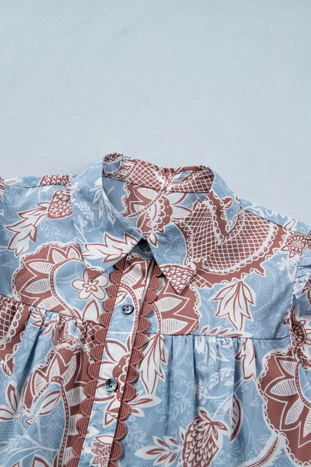 Floral Print Scalloped Trim Button Down Short Sleeve Shirt - Image 10