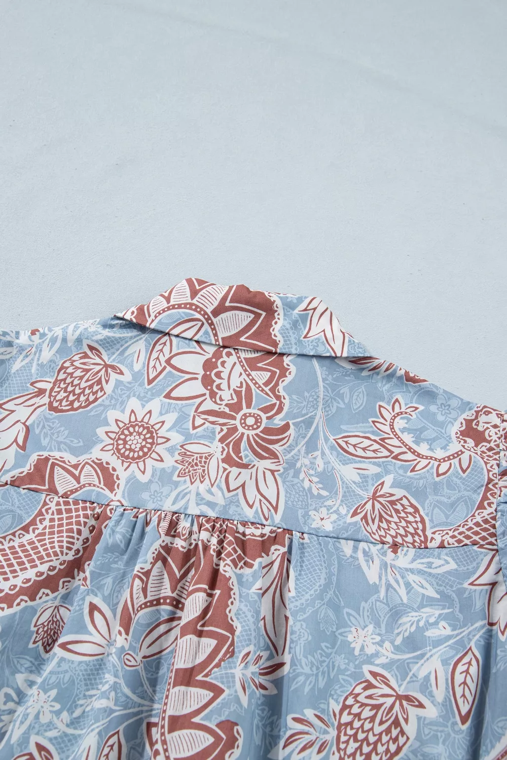 Floral Print Scalloped Trim Button Down Short Sleeve Shirt - Image 12