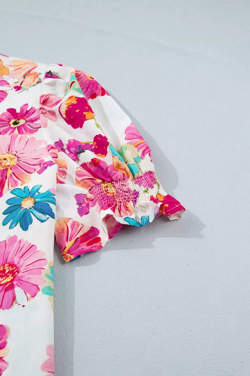 Floral Print Short Puff Sleeve Striped Trim V Neck Blouse - Image 7