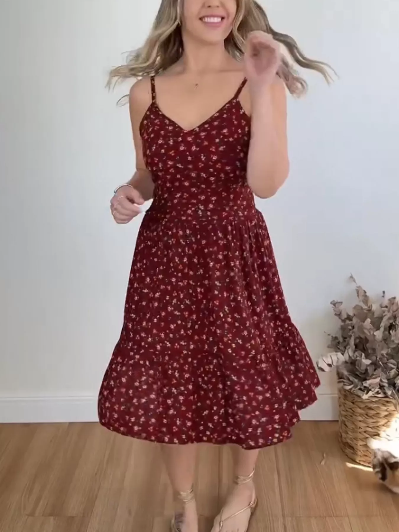 Floral Print Spaghetti Strap Ruffle Hem Dress - Image 2
