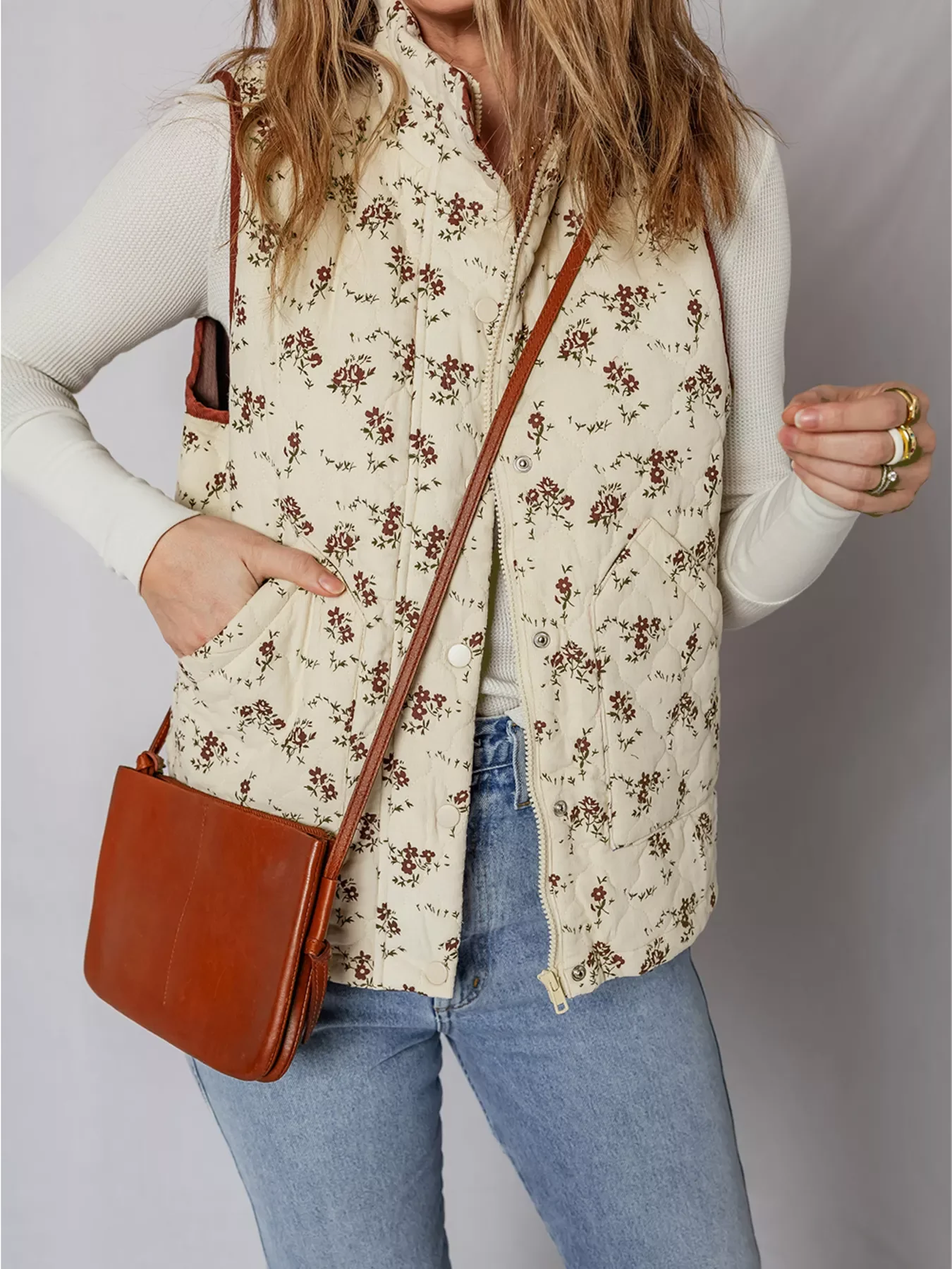 Floral Print Zip Up Quilted Vest - Image 3