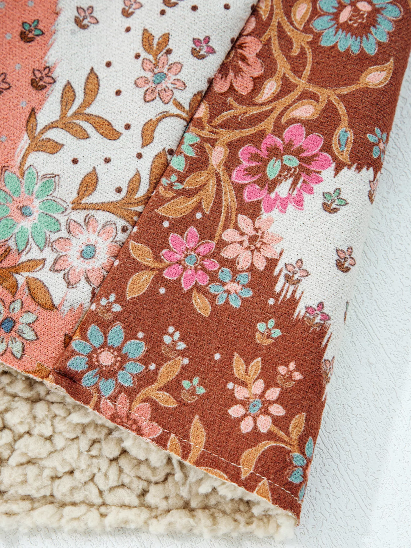 Floral Printed Sherpa Lined Hooded Jacket - Image 8