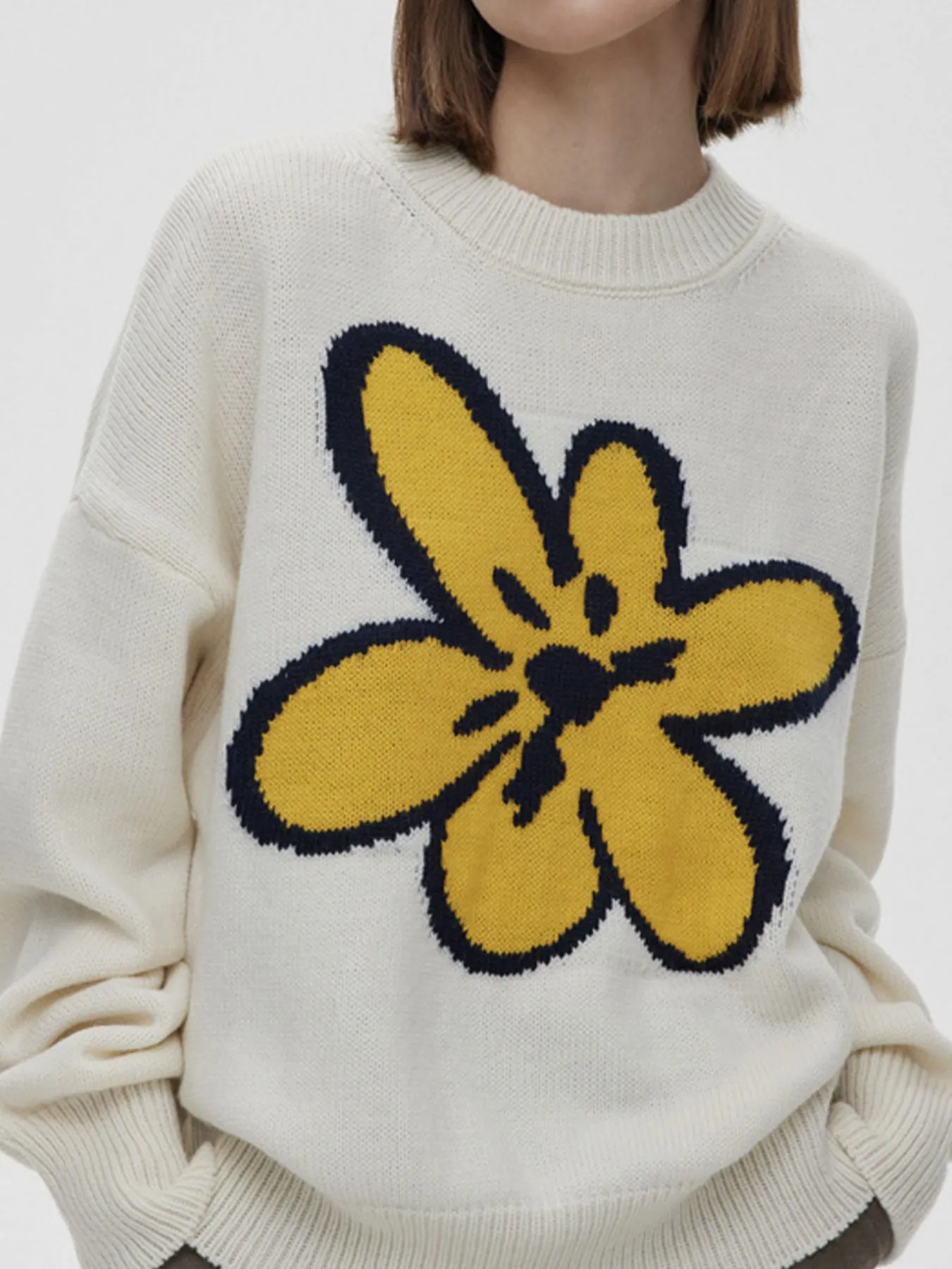 Flower Ribbed Hem Round Neck Sweater - Image 10