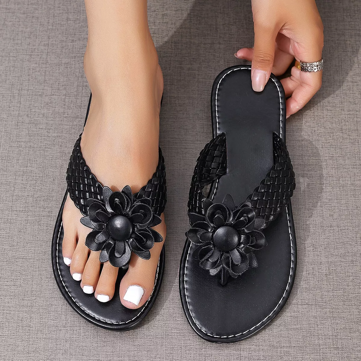 Flower Toe Post Sandals - Image 2