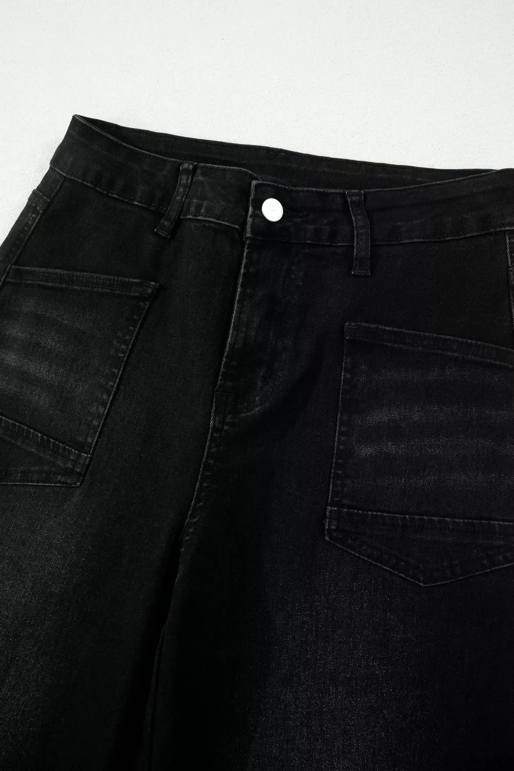 Frayed Cropped Straight Jeans - Image 4