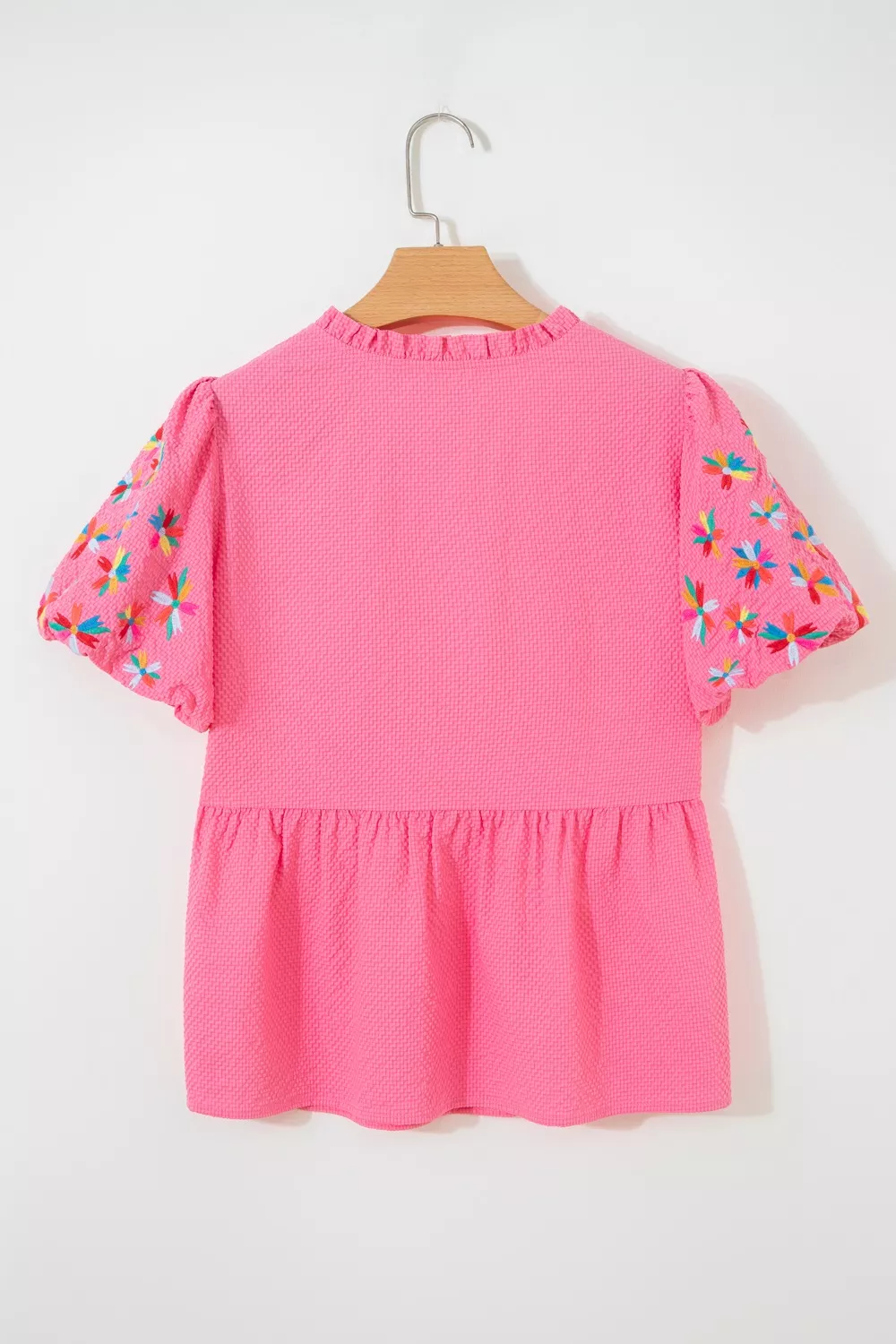Frilled V Neck Flower Embroidered Puff Sleeve Textured Blouse - Image 4