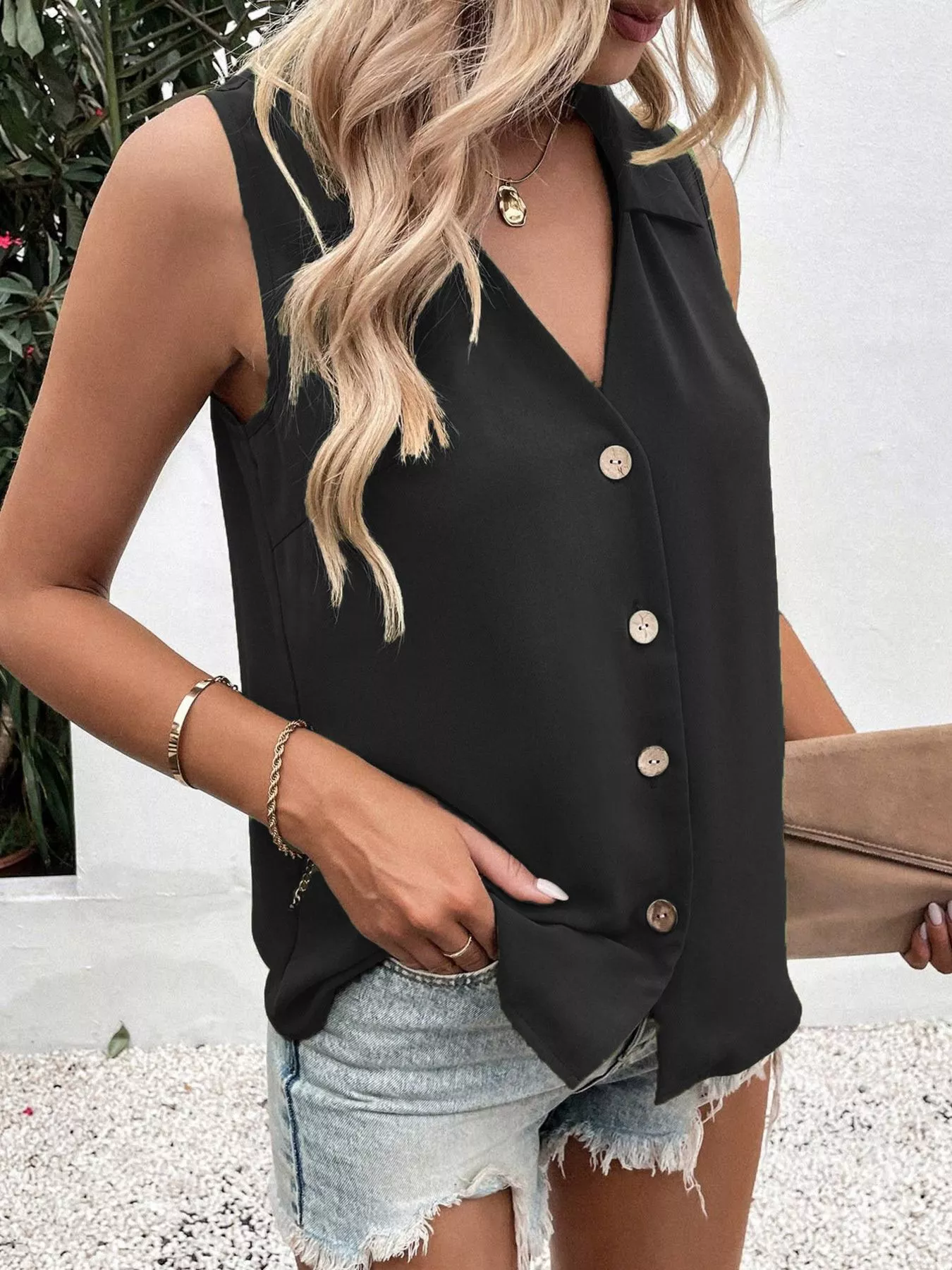 Full Size Button-Down Tank Top Plus Size - Image 5