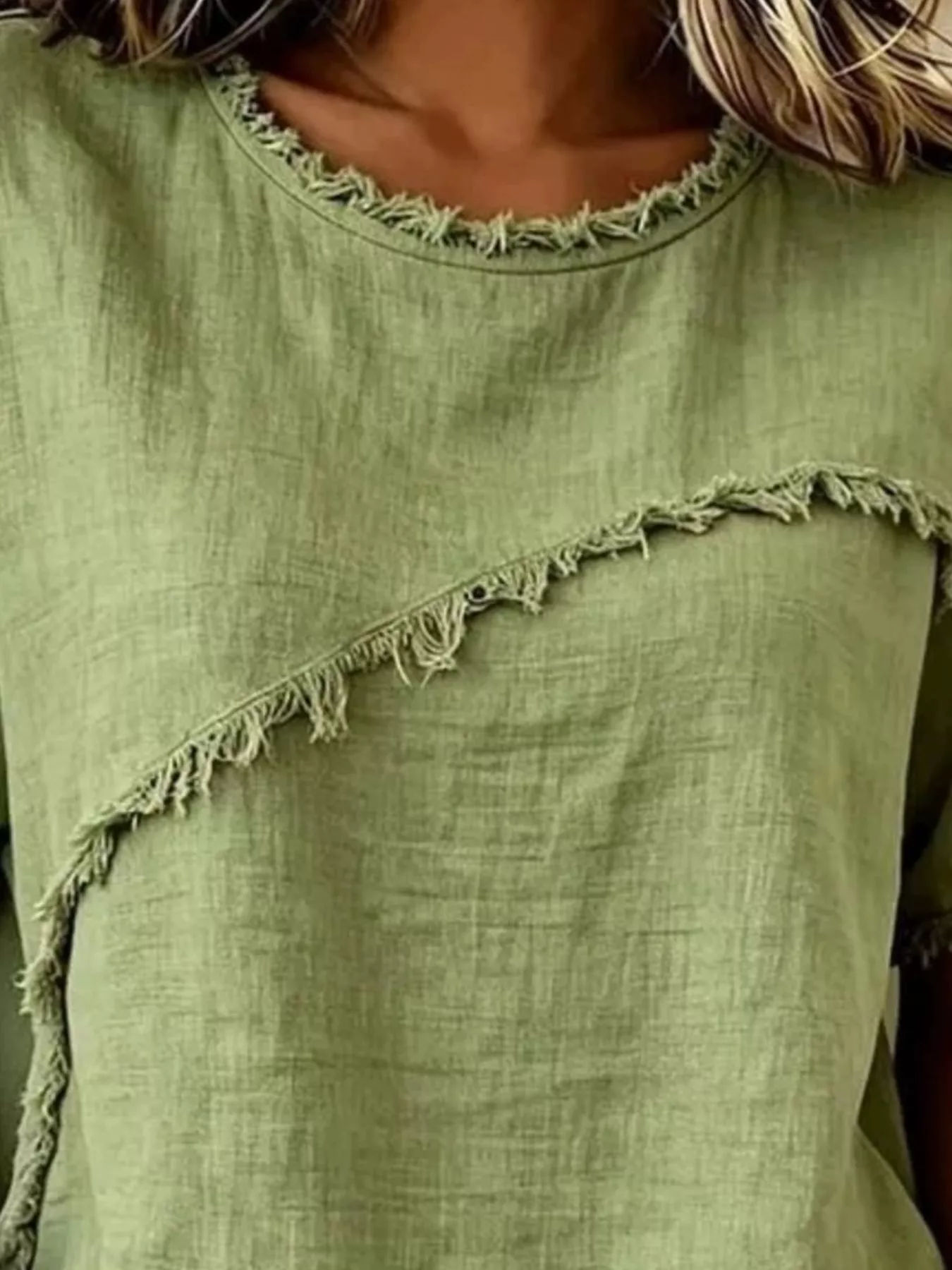 Full Size Frayed Hem Short Sleeve Top Plus Size - Image 5