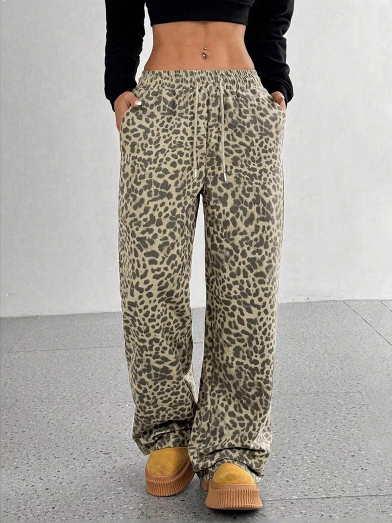 Full Size Leopard Print Wide Leg Pants Plus Size - Image 7