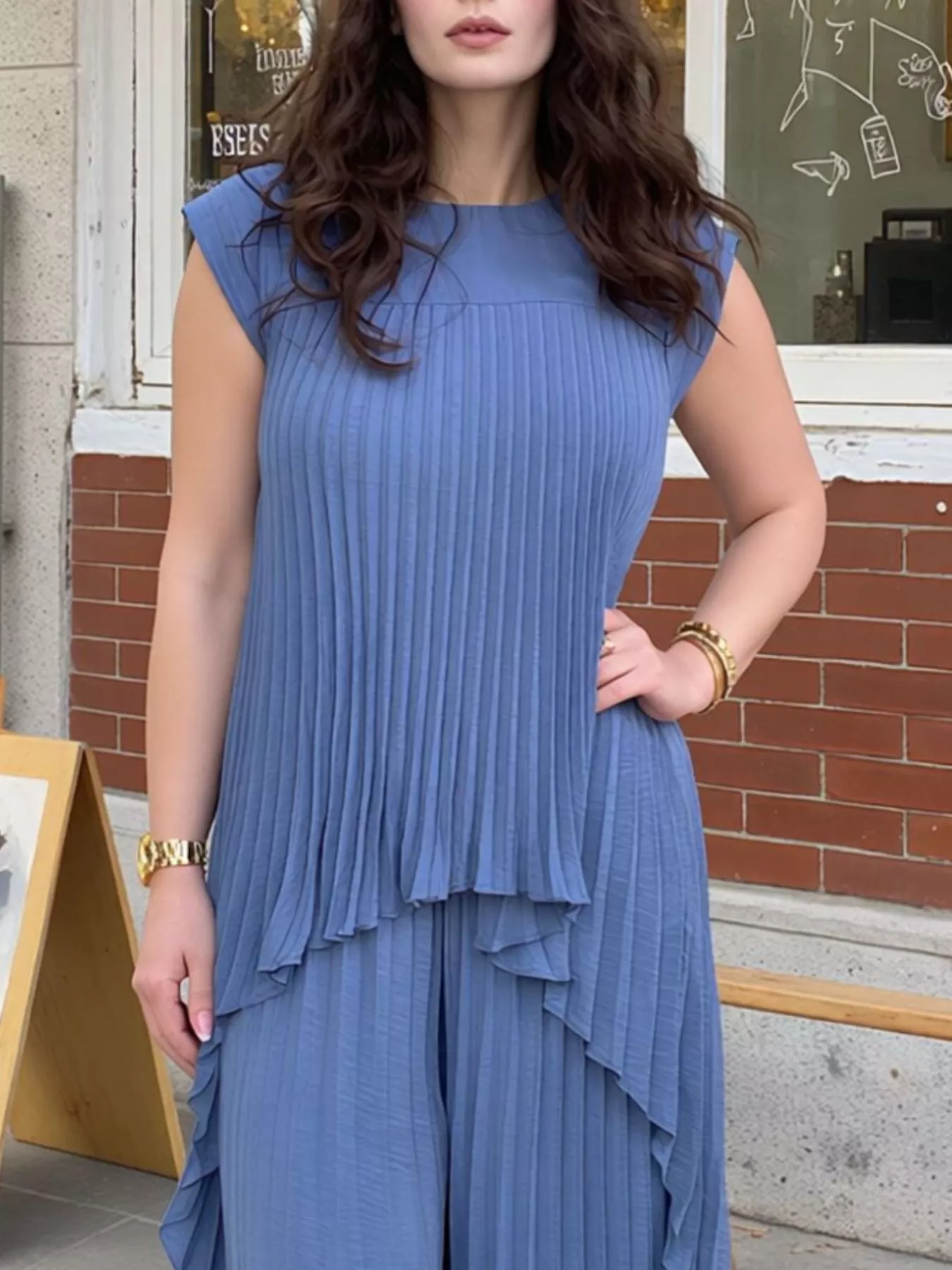 Full Size Pleated Cap Sleeve Top and Pants Set Plus Size - Image 12