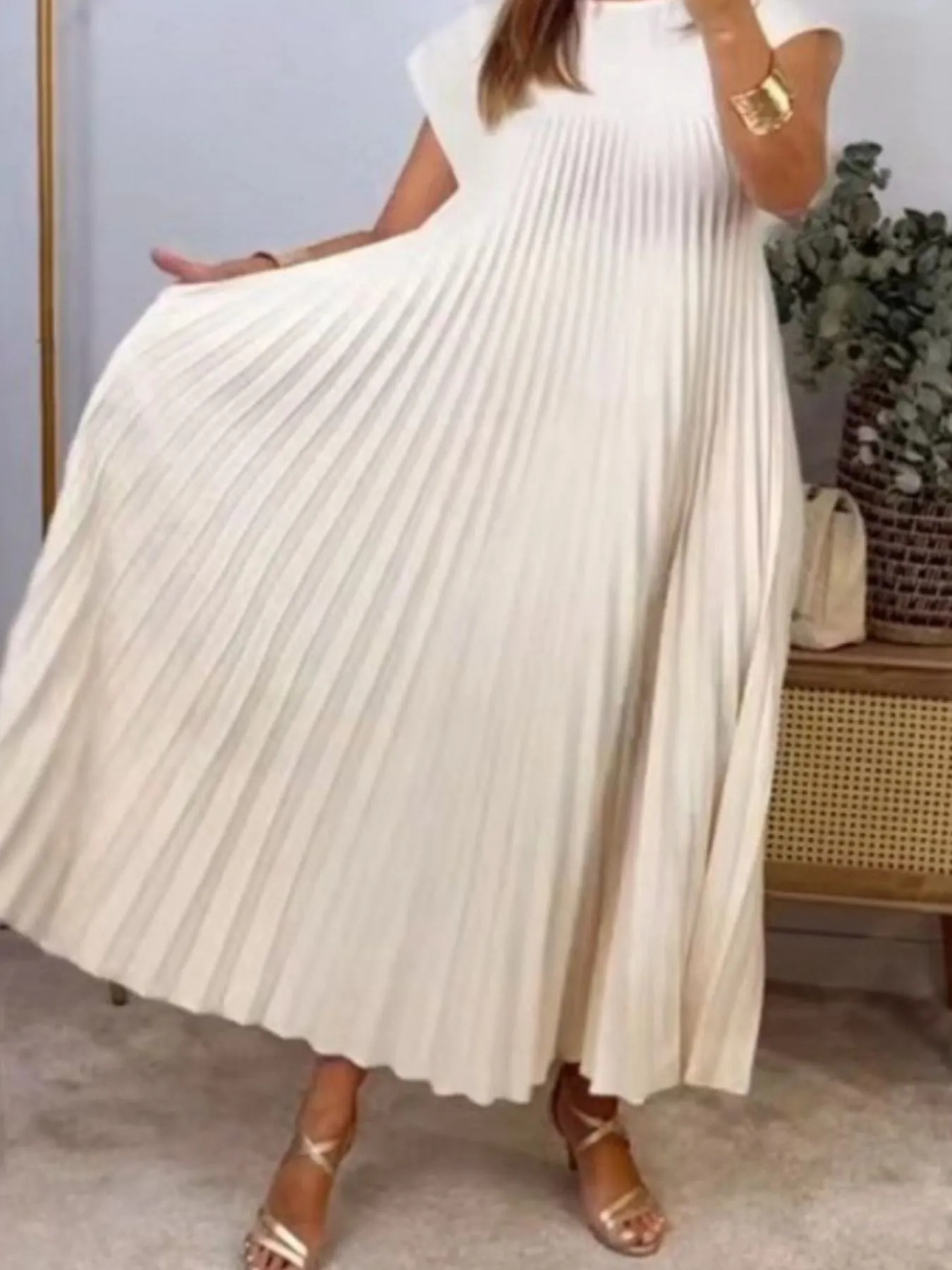 Full Size Pleated Round Neck Maxi Dress Plus Size - Image 4