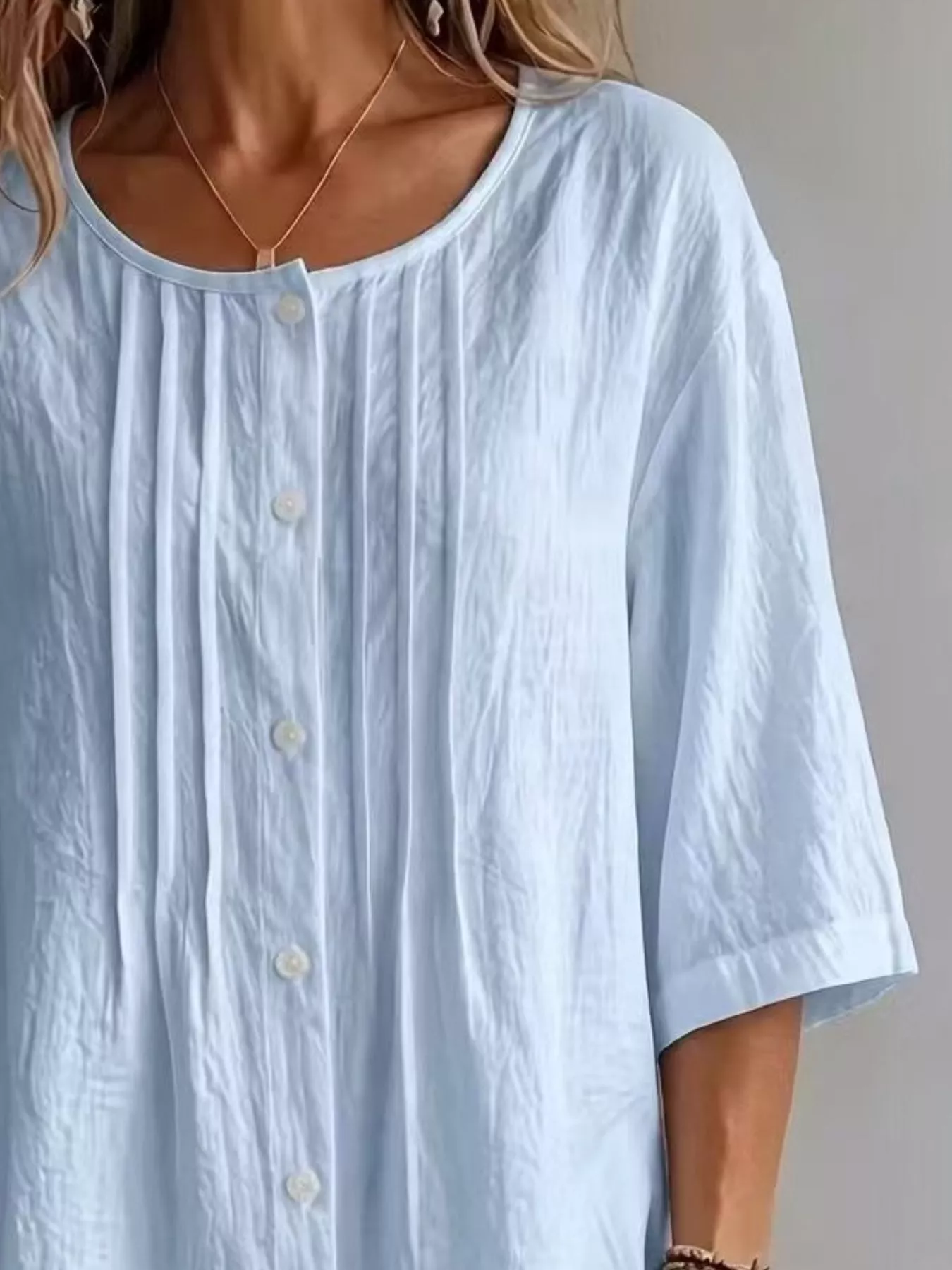 Full Size Texture Round Neck 3/4 Sleeve Blouse Plus Size - Image 6