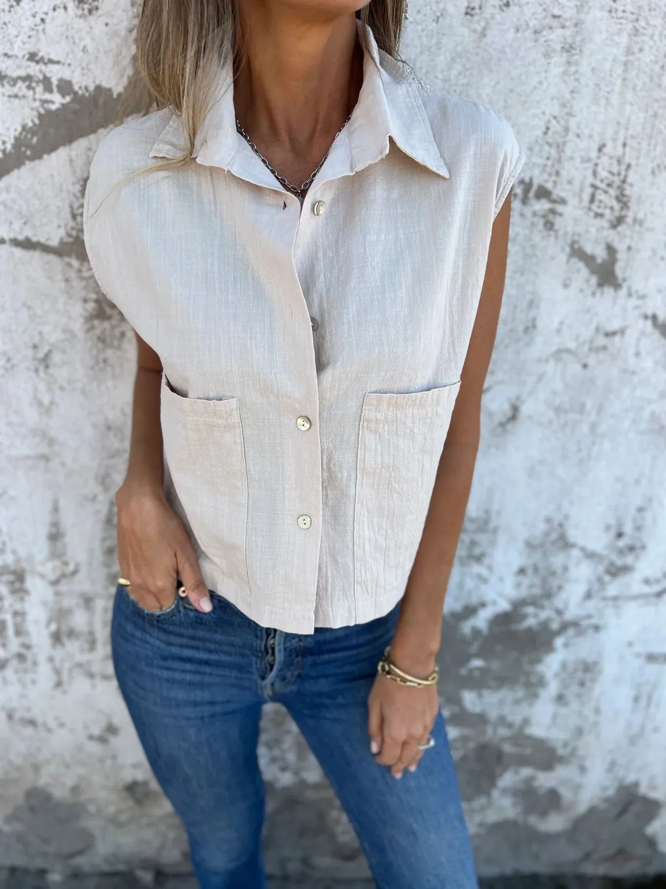Full Size Textured Button-Front Sleeveless Shirt Plus Size - Image 4