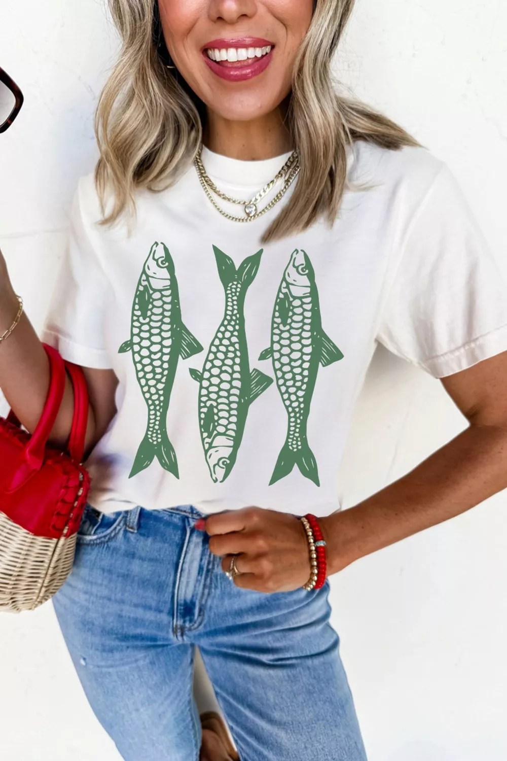 Full Size Unique Fish Graphic Casual Round Neck Tee Plus Size - Image 6