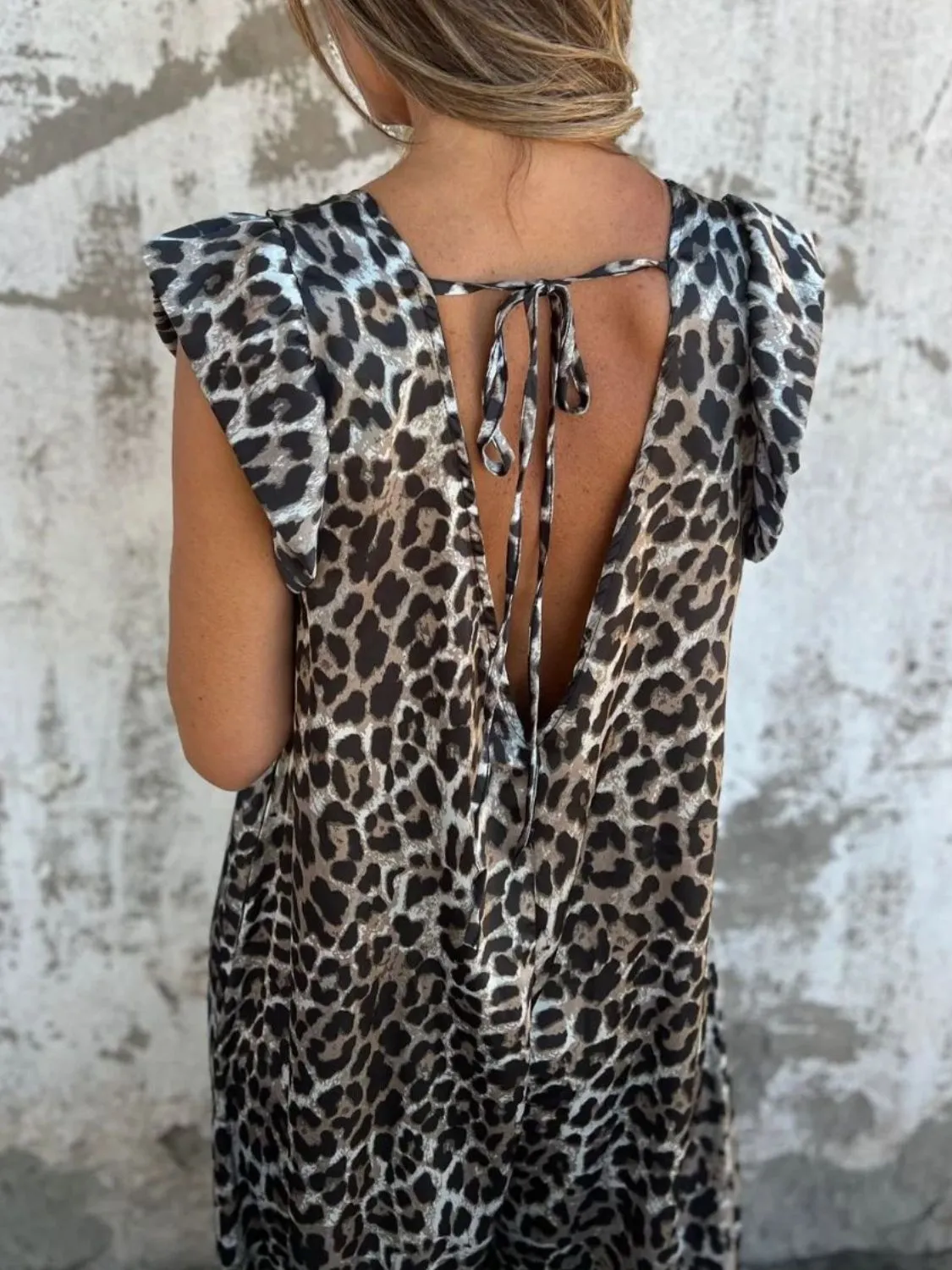 Full Size V-Neck Cap Sleeve Wide Leg Jumpsuit Plus Size - Image 8