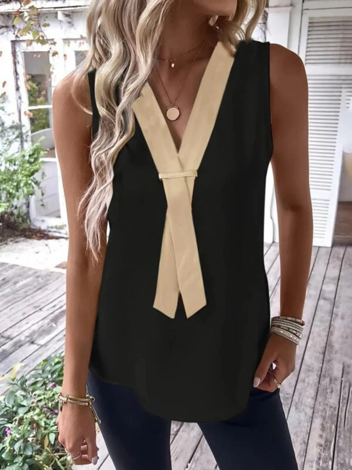 Full Size V-Neck Contrast Tank Plus Size - Image 6