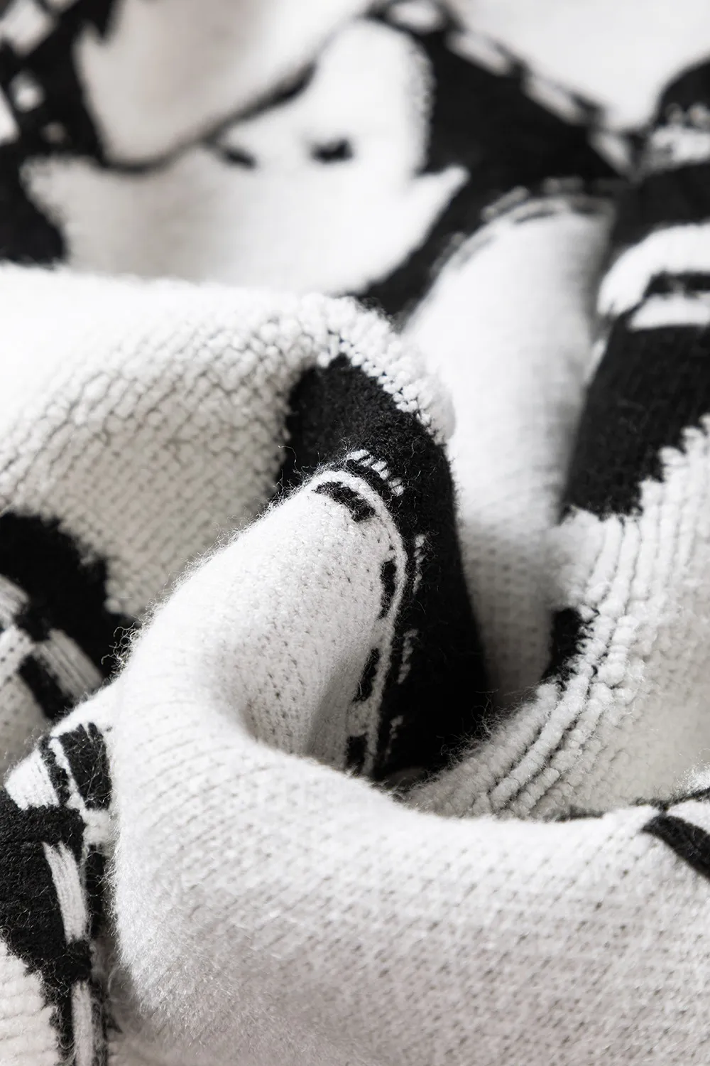 Ghost Checkered Round Neck Sweater - Image 7