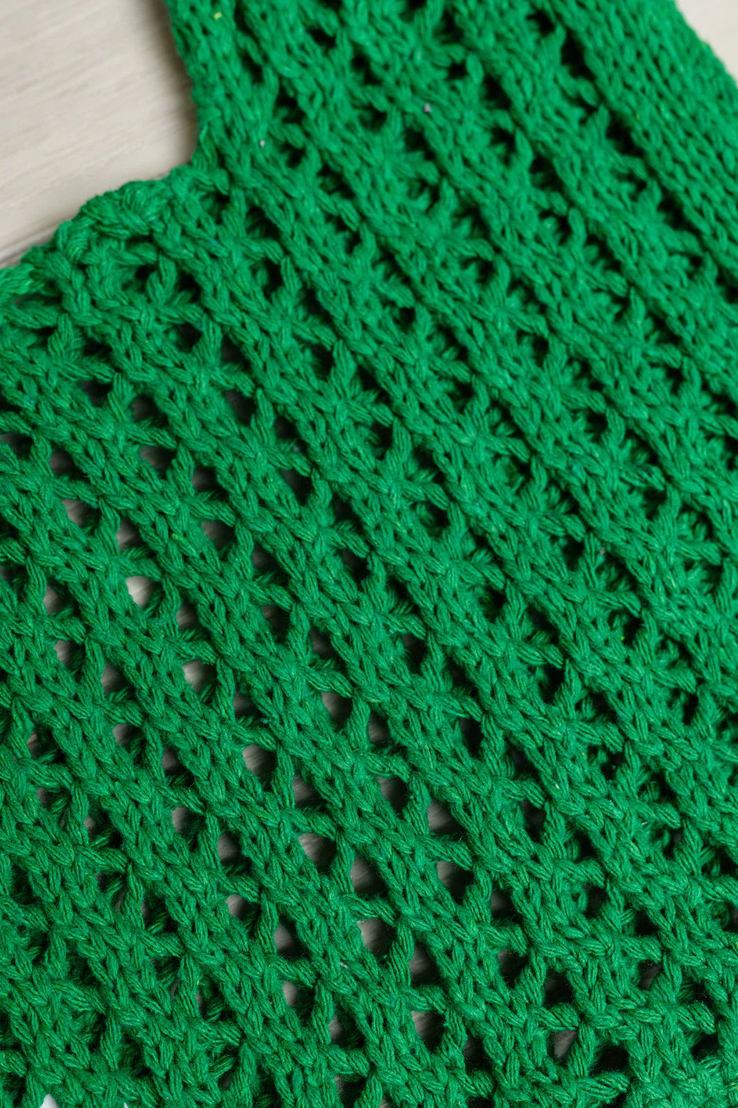 Girls Day Open Weave Bag in Green - Image 5