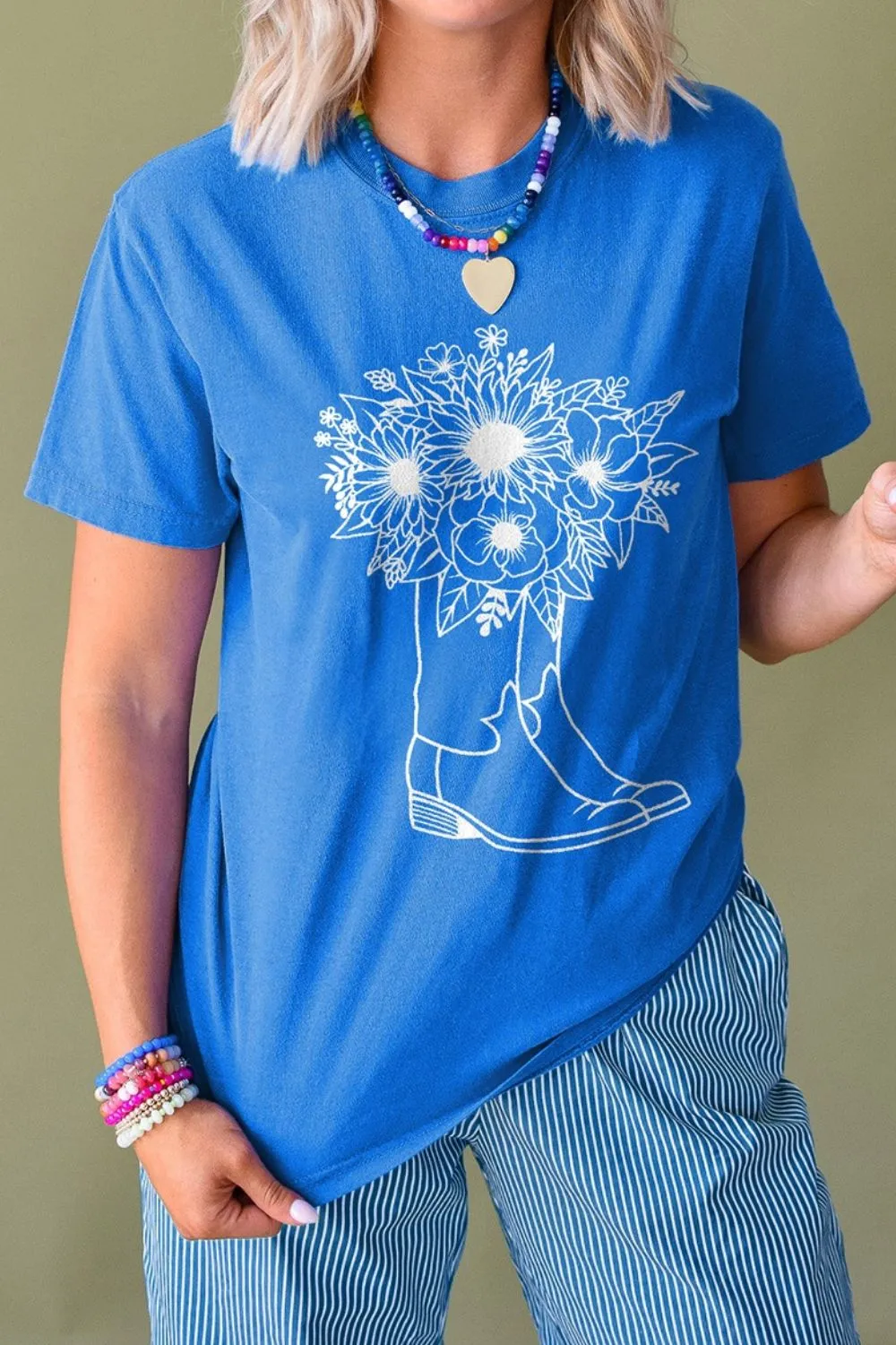 Graphic Round Neck Short Sleeve T-Shirt - Image 2