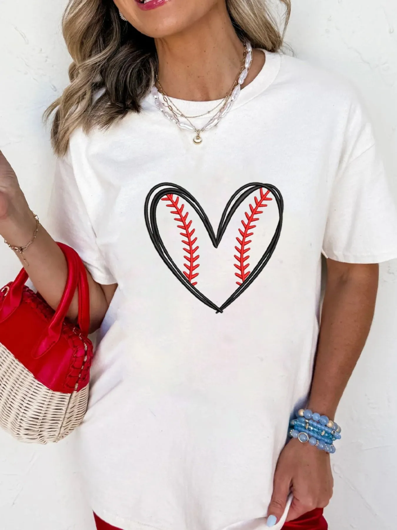 Heart Graphic Short Sleeve T-Shirt - Image 2