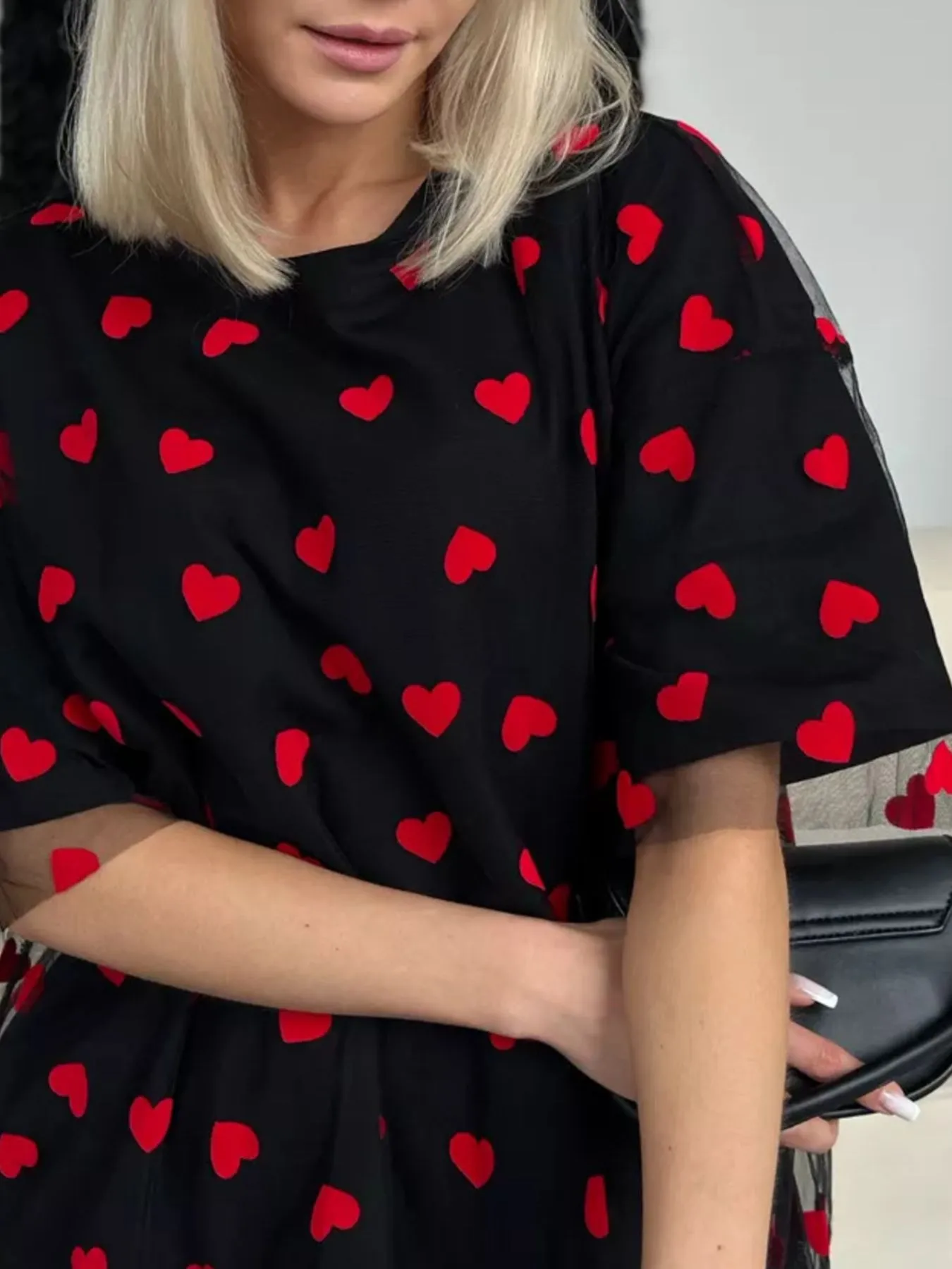 Heart Print Oversized T-Shirt - Image 4