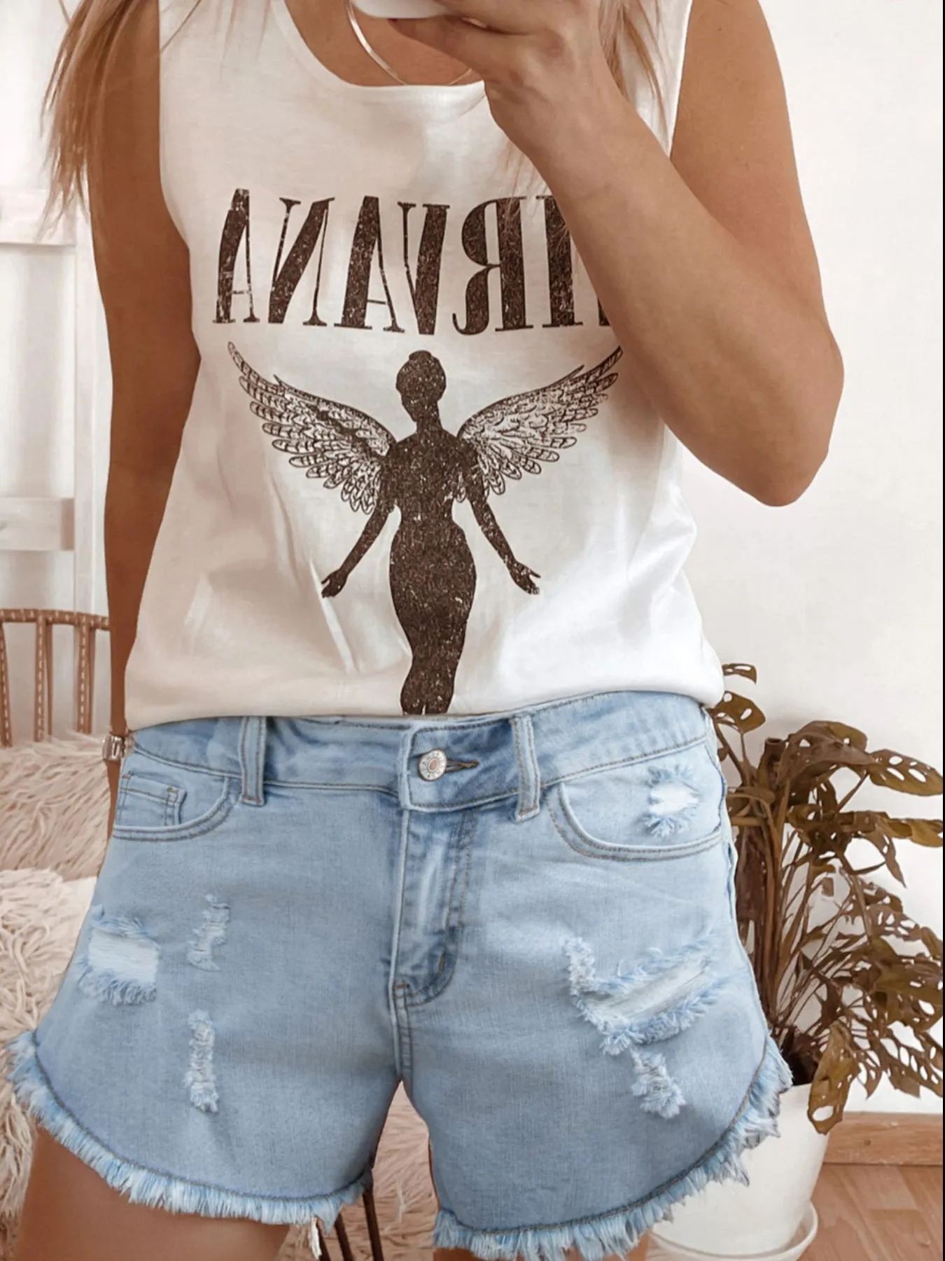 High Rise Distressed Raw Hem Denim Shorts - Image 3