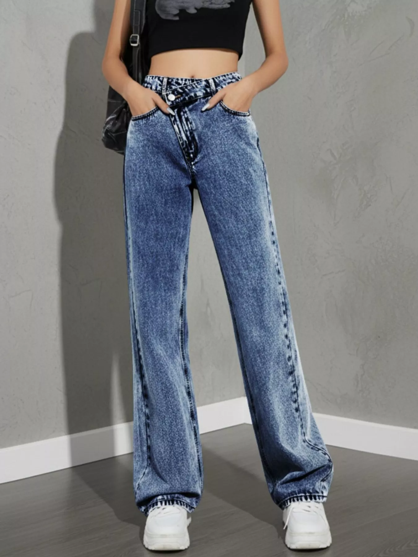 High Waist Wide Leg Jeans - Image 16