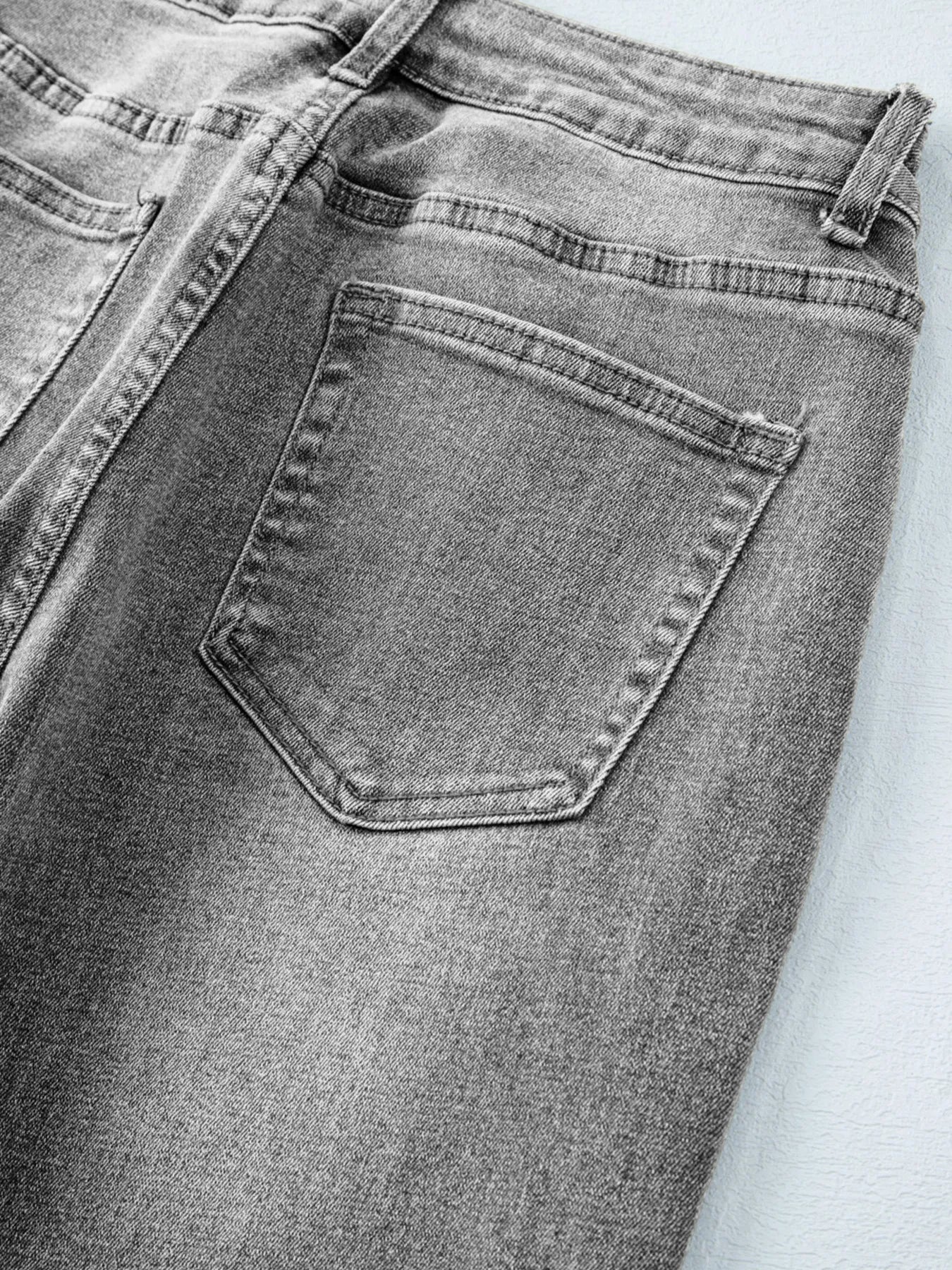 High Waist Wide Leg Washed Jeans - Image 29