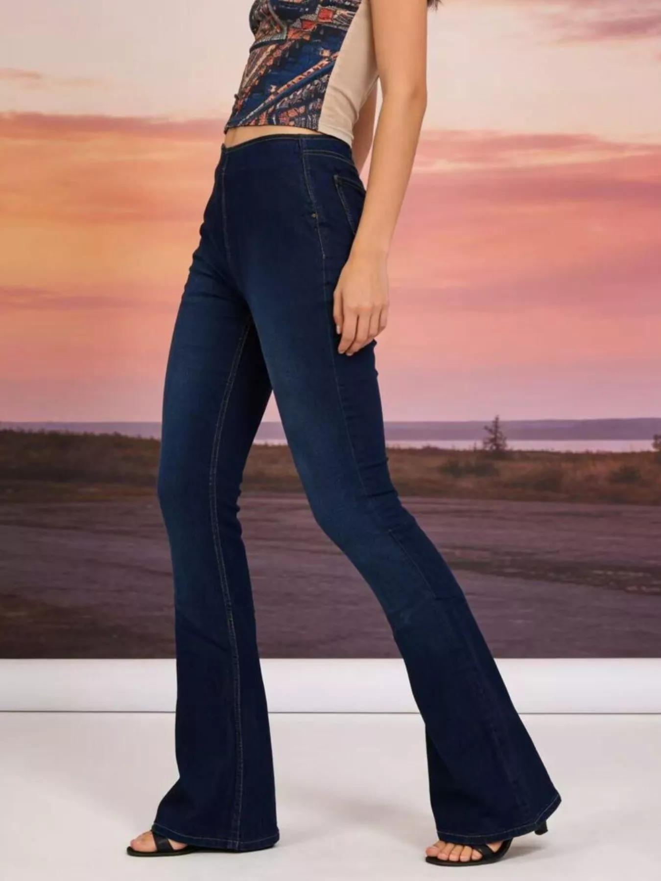 High-Waisted Flare Jeans - Image 12