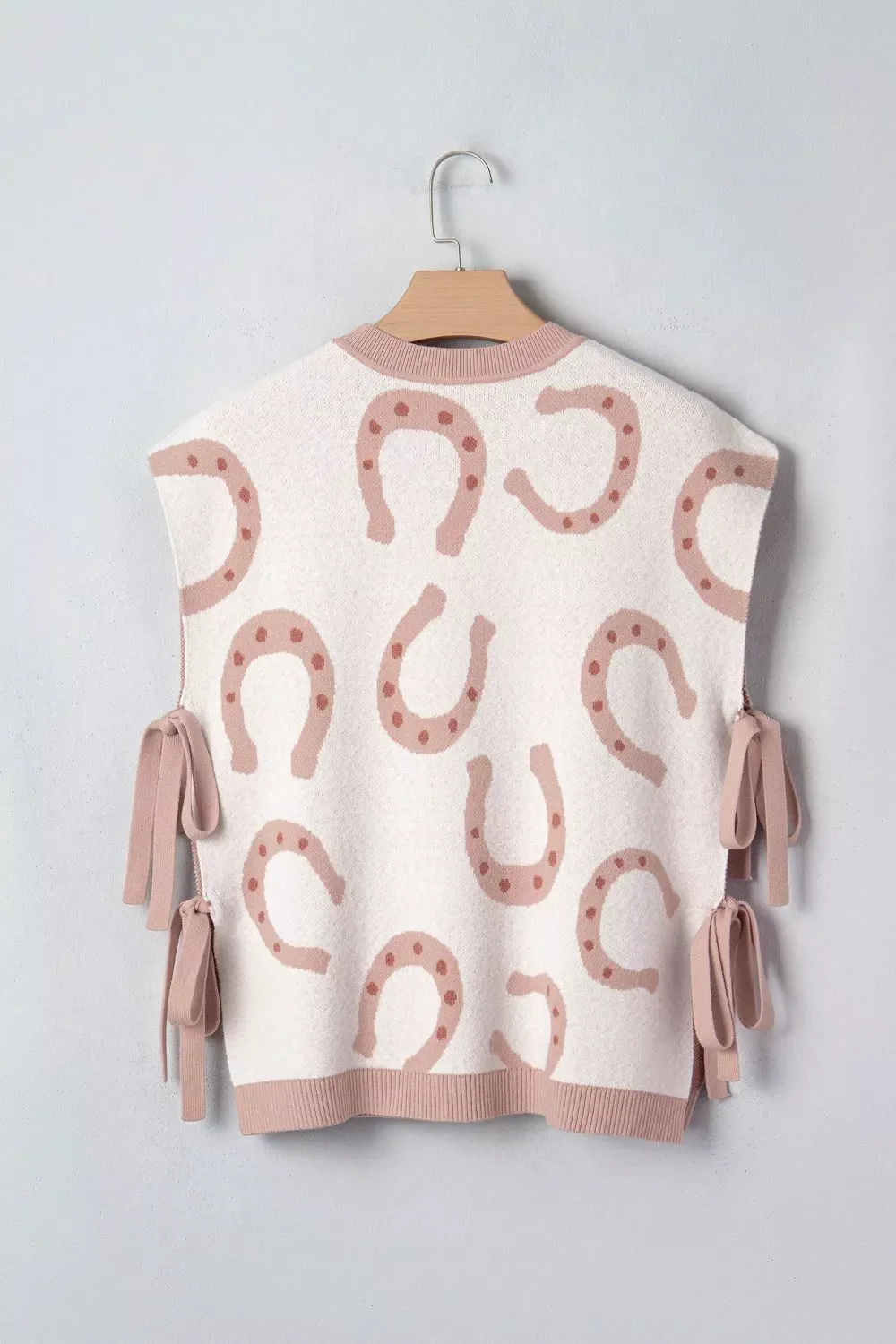 Horse Shoe Western Print Tied Side Cap Sleeve Knit Top - Image 4