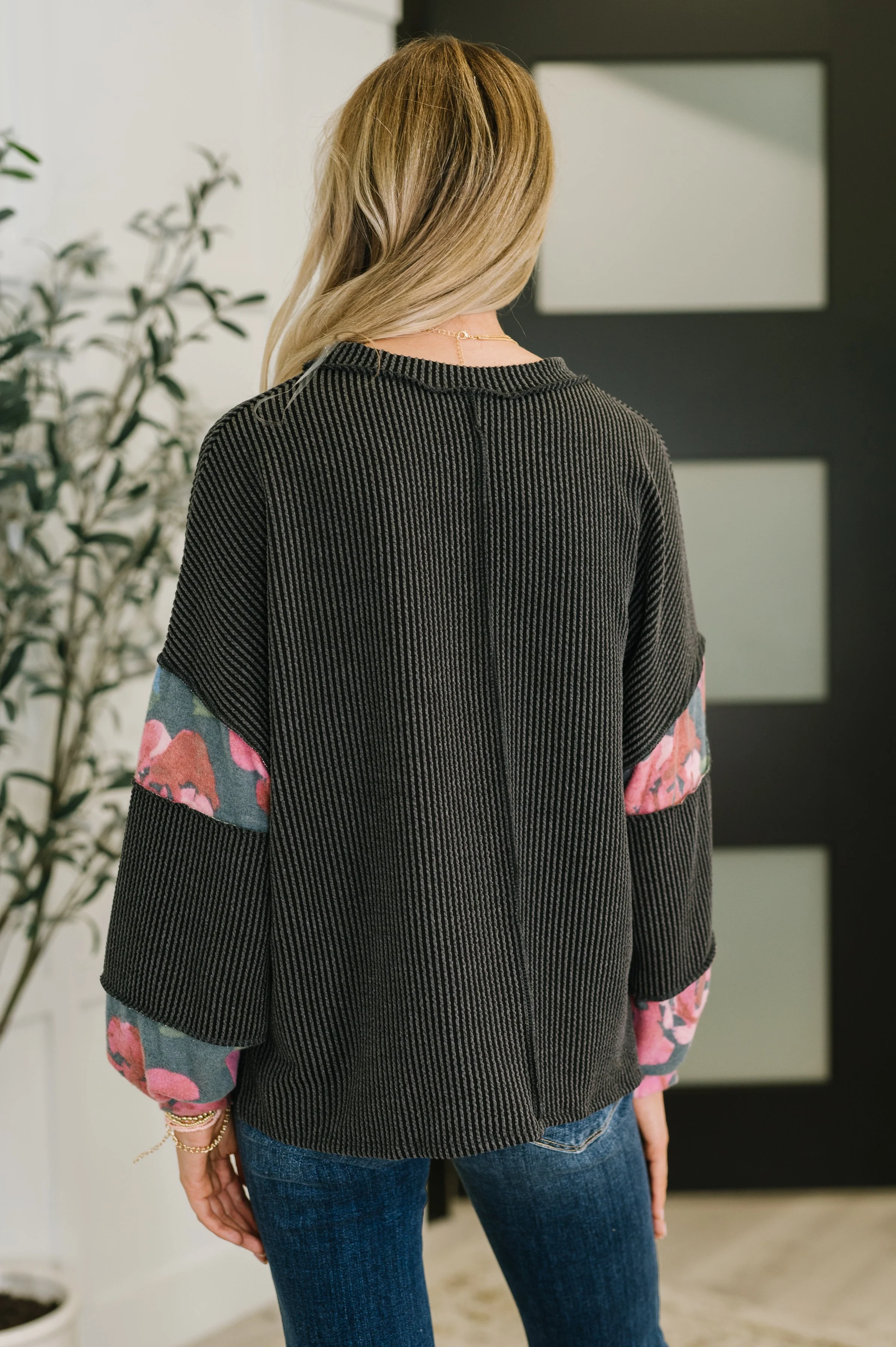 In the Spotlight Contrast Pullover - Image 5